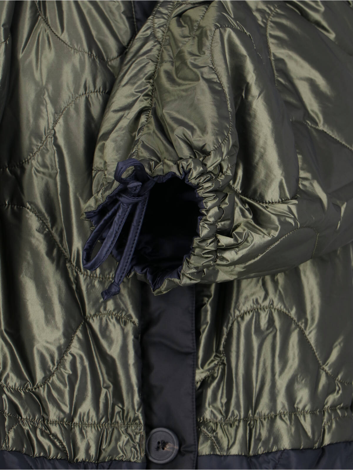 Marfa Stance Parachute Reversible Parka In Blue