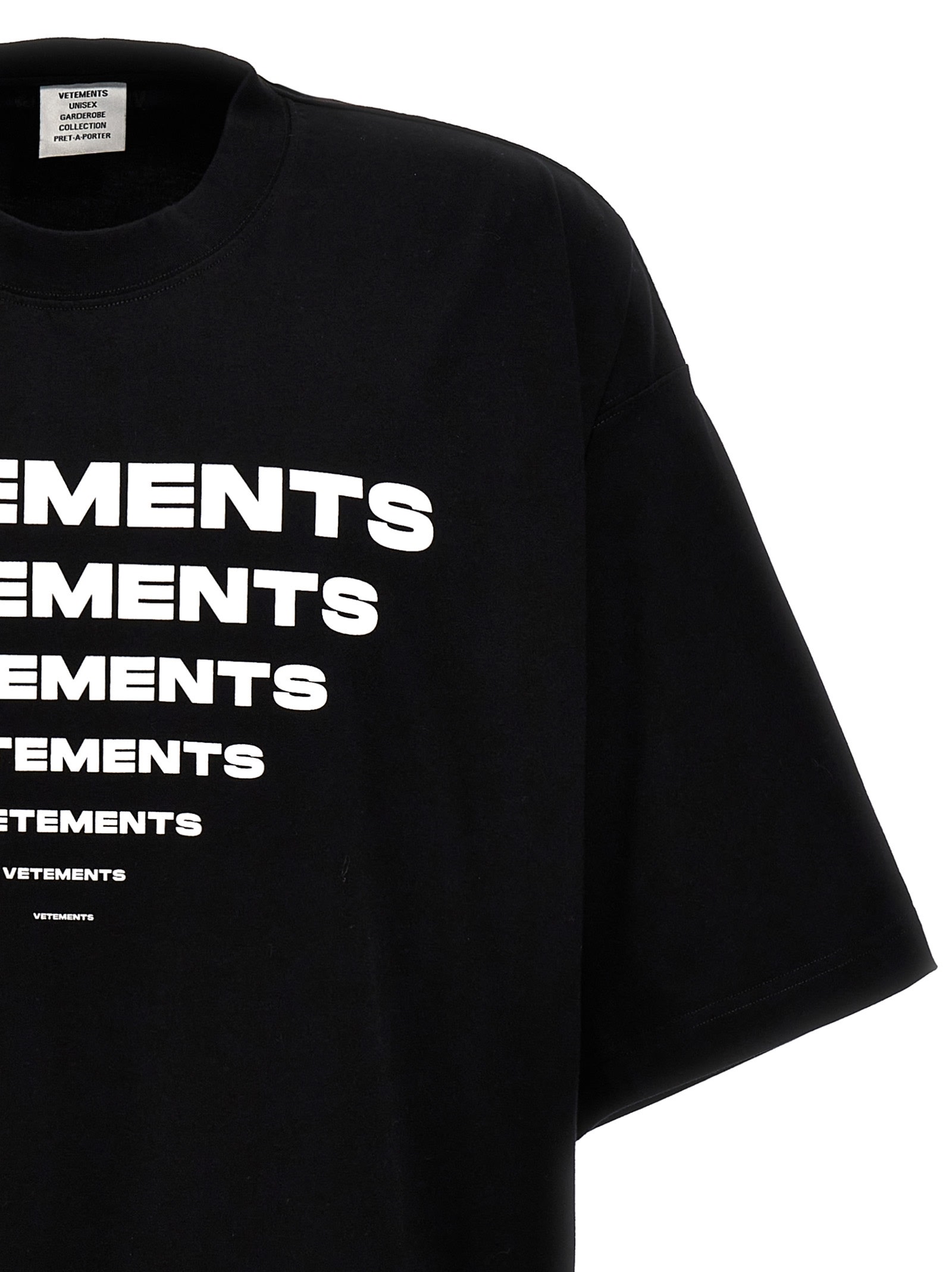 Shop Vetements Pyramid Logo T-shirt In Black