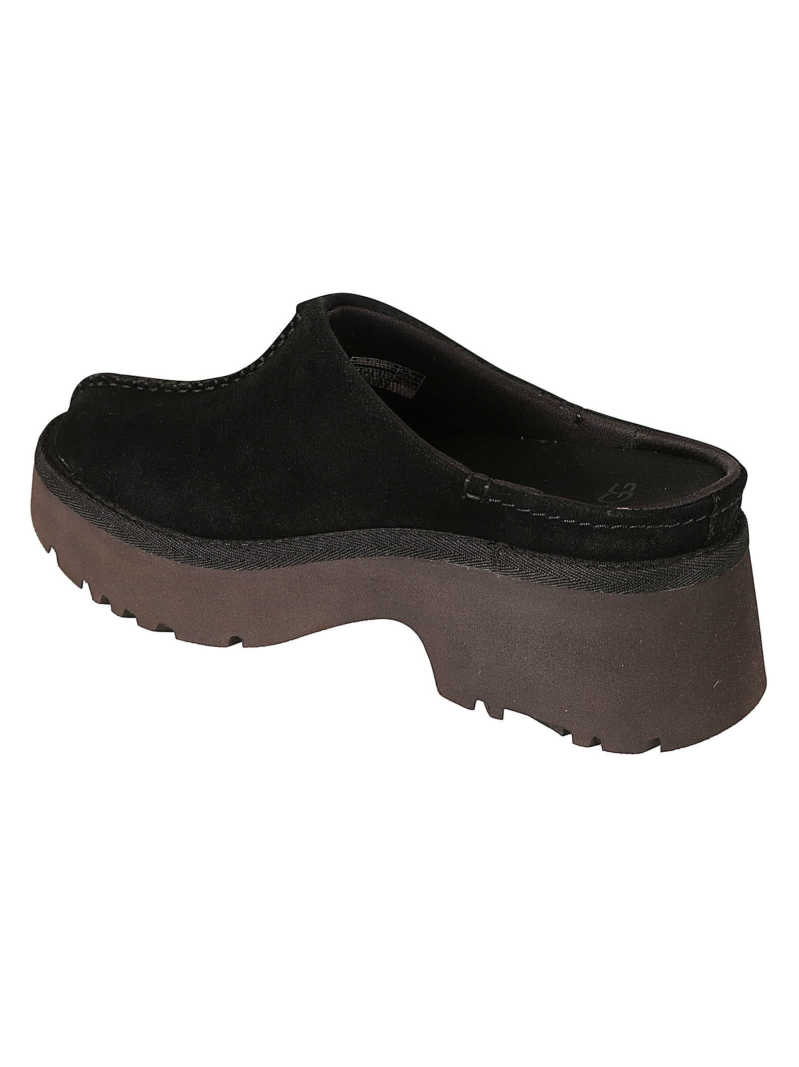 Shop Ugg New Heights Clogs In Nero