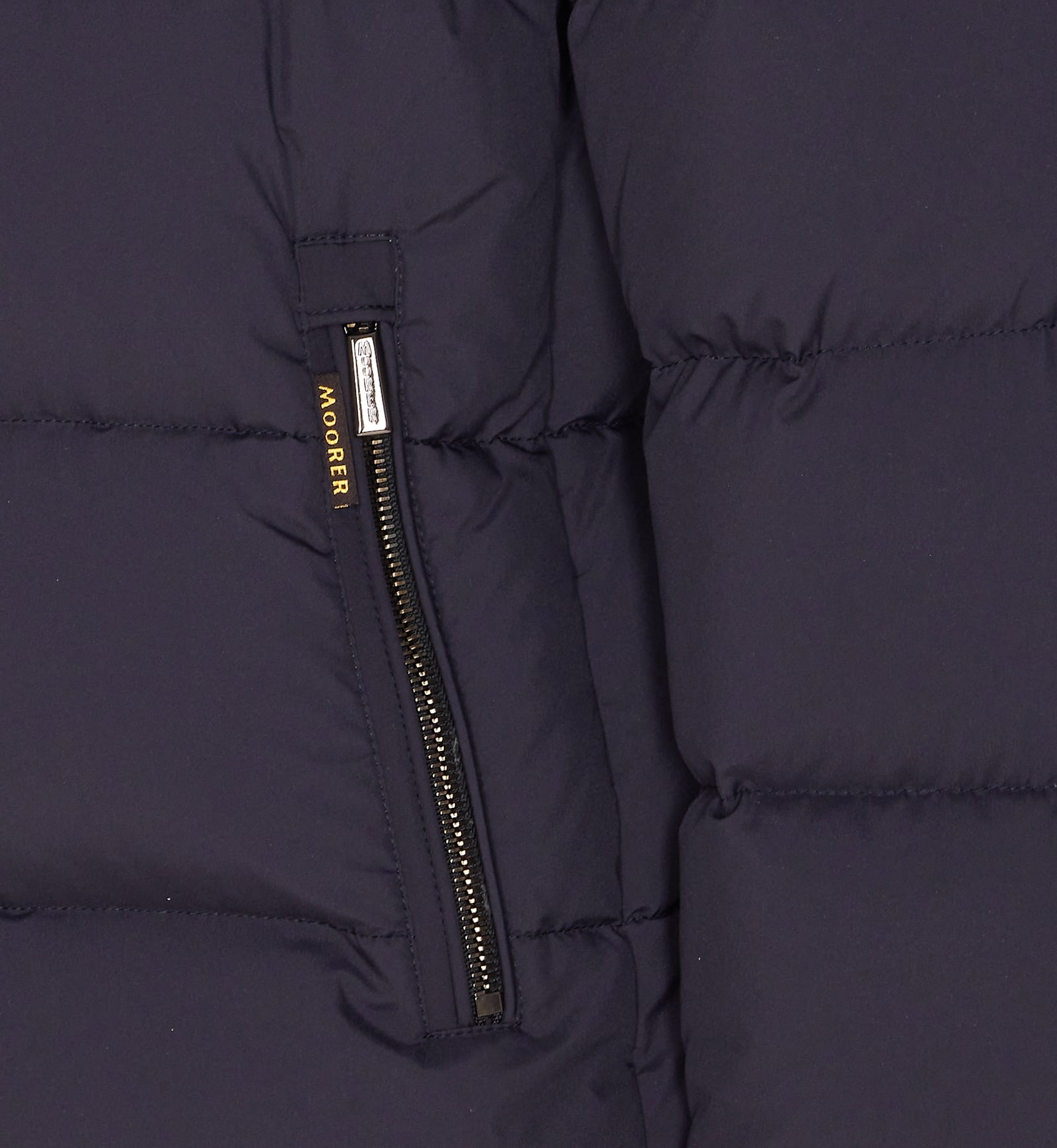 Moorer Quilted Hooded Jacket With Zippered Sleeves In Blue