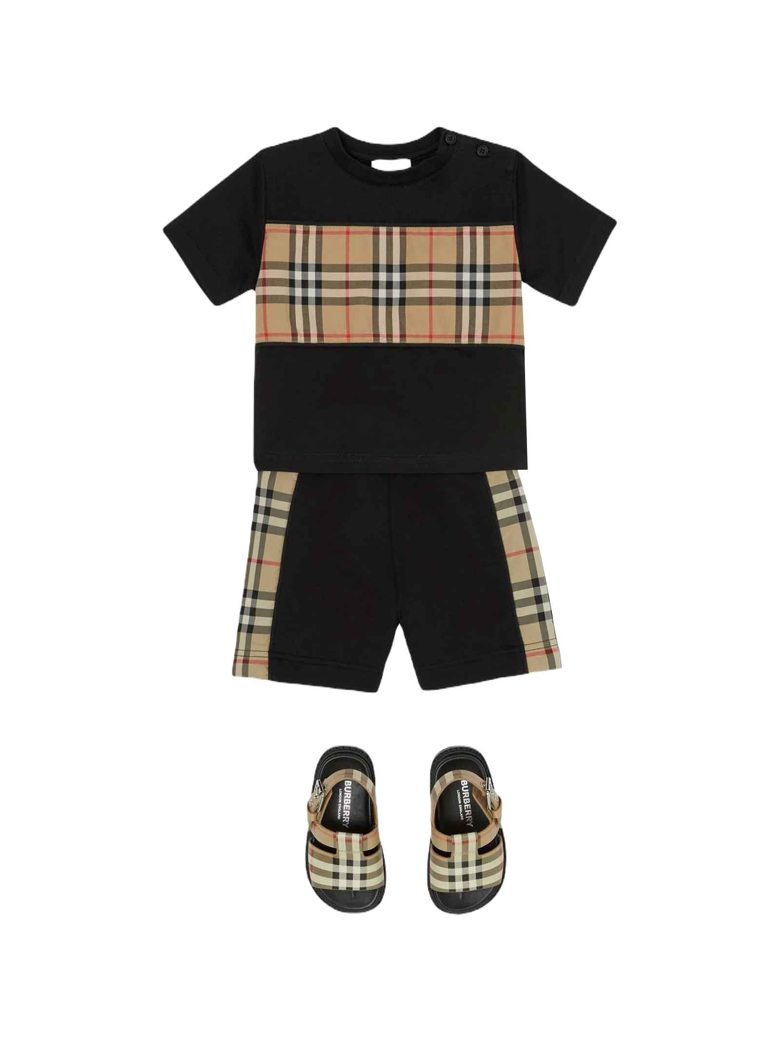 Shop Burberry Black T-shirt Baby Boy . In Nero