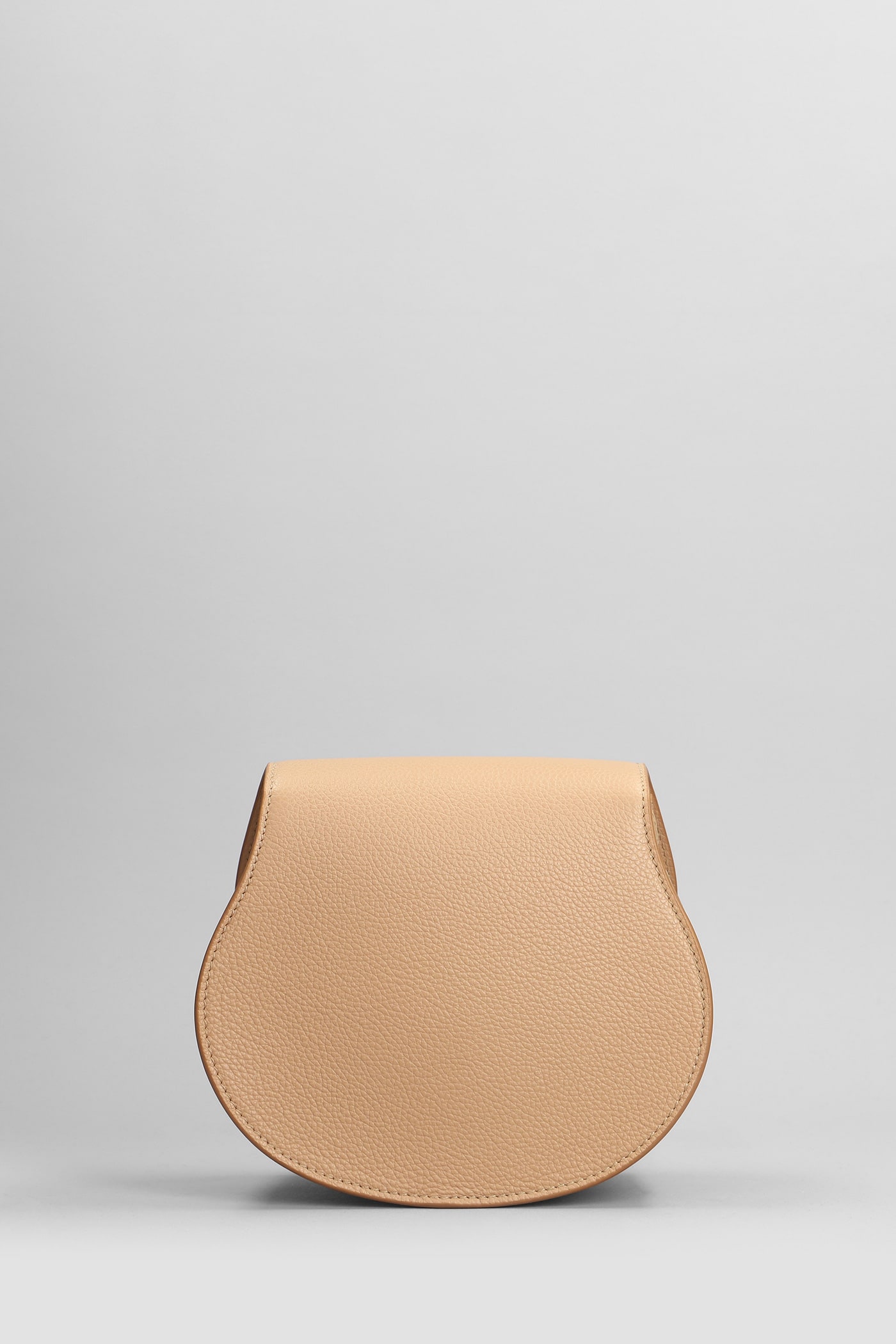 Shop Chloé Mercie Shoulder Bag In Beige Leather