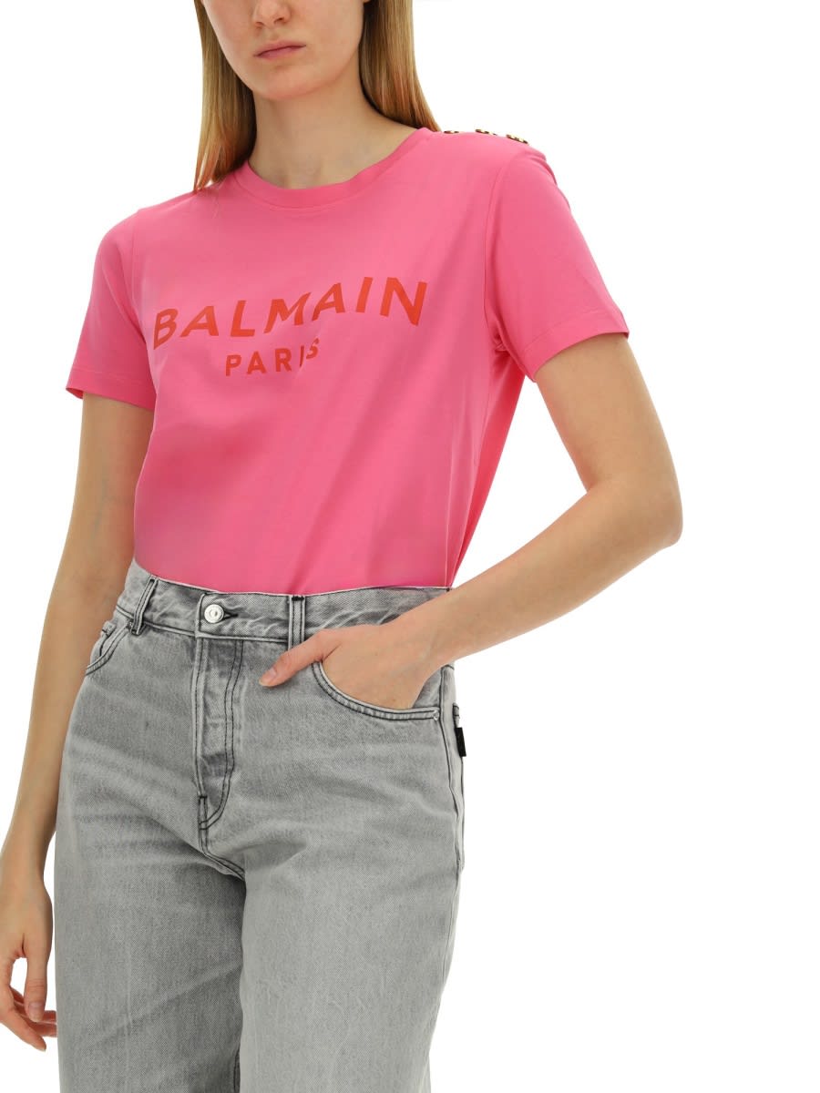 Shop Balmain T-shirt With Logo In Fuchsia