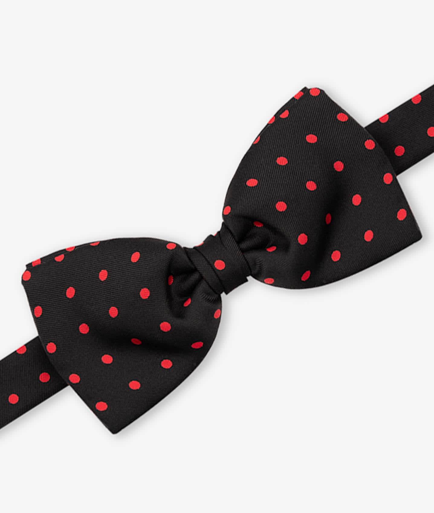Shop Larusmiani Bow Tie Popping Tie In Red