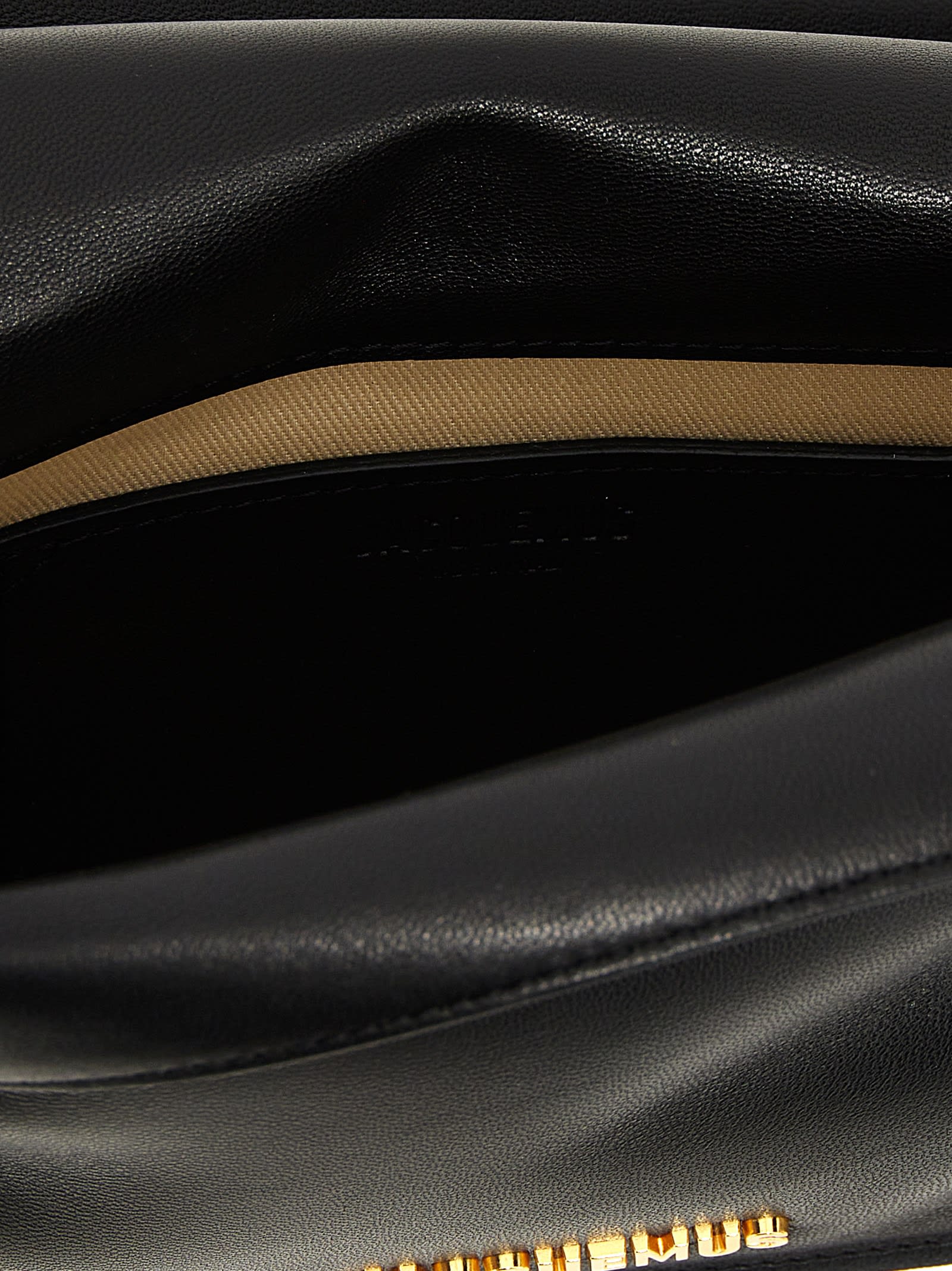 Jacquemus La Petite Pochette Rond Carré Clutch In Black