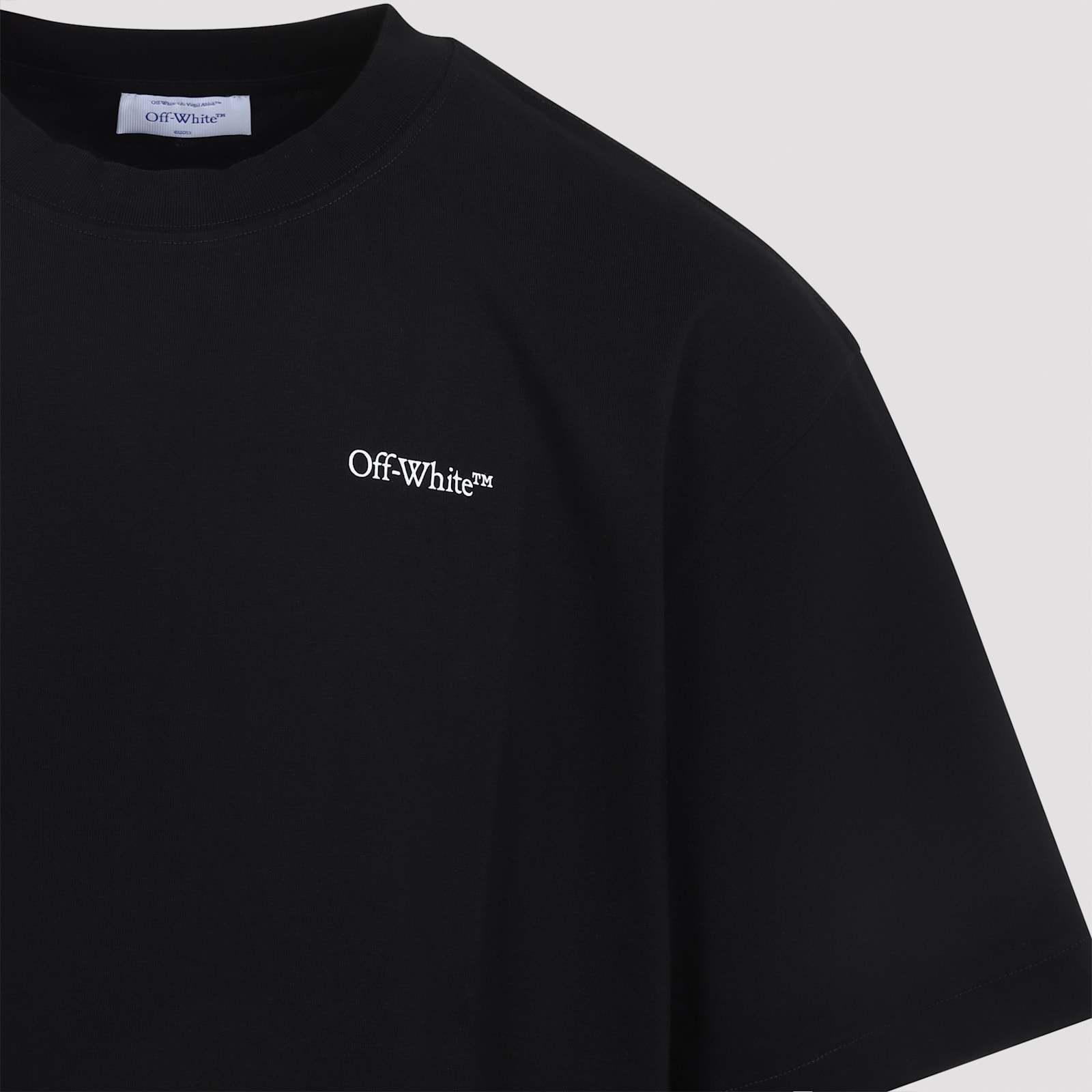 Off-white Graphic Print Short Sleeve Crew Neck T-shirt In Black