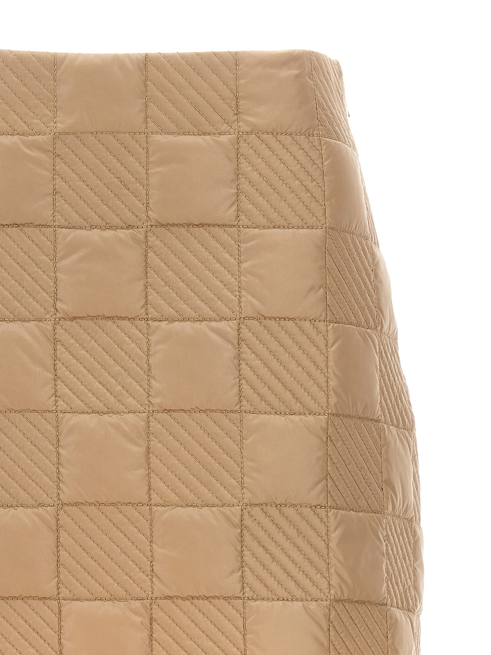 Moncler Women Quilted Skirt In 239