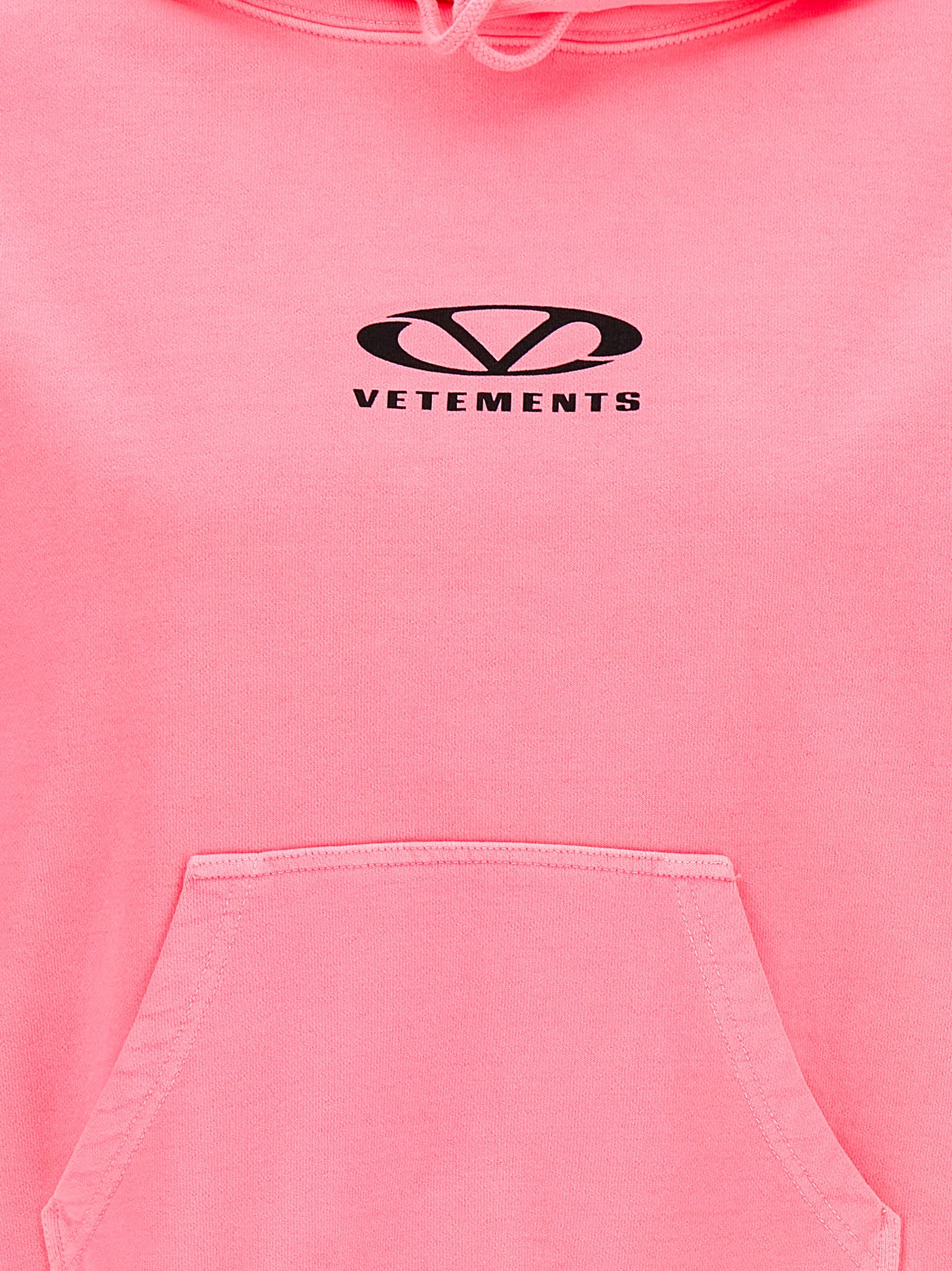 Vetements Oval Logo Hoodie With Drawstring Hood In Pink