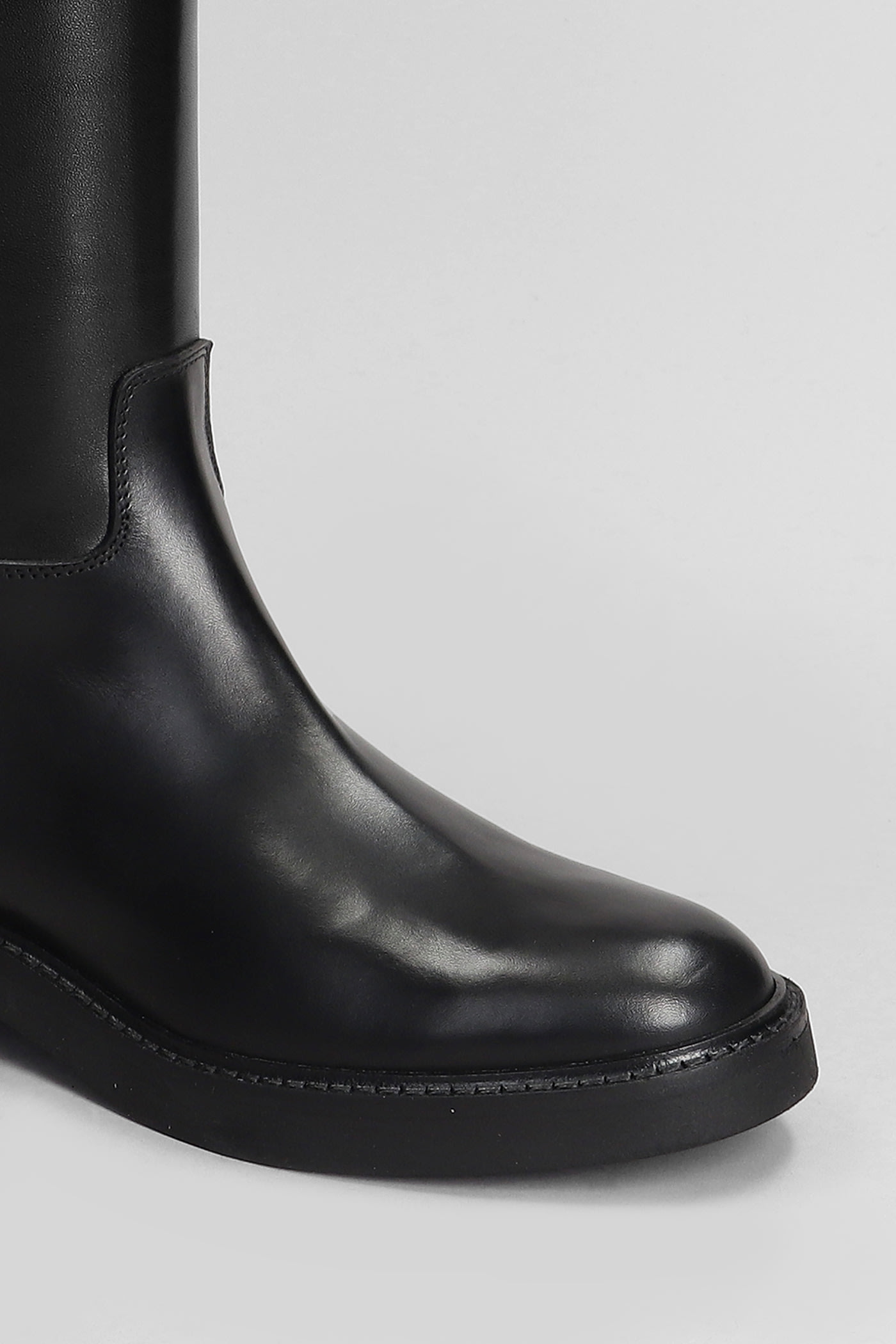 Shop Julie Dee Low Heels Boots In Black Leather