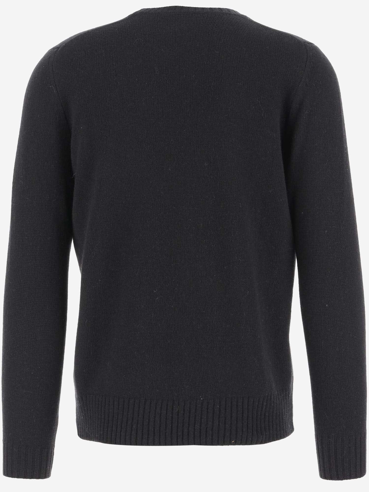 Shop Oliver Lattughi Cashmere Pullover In Black