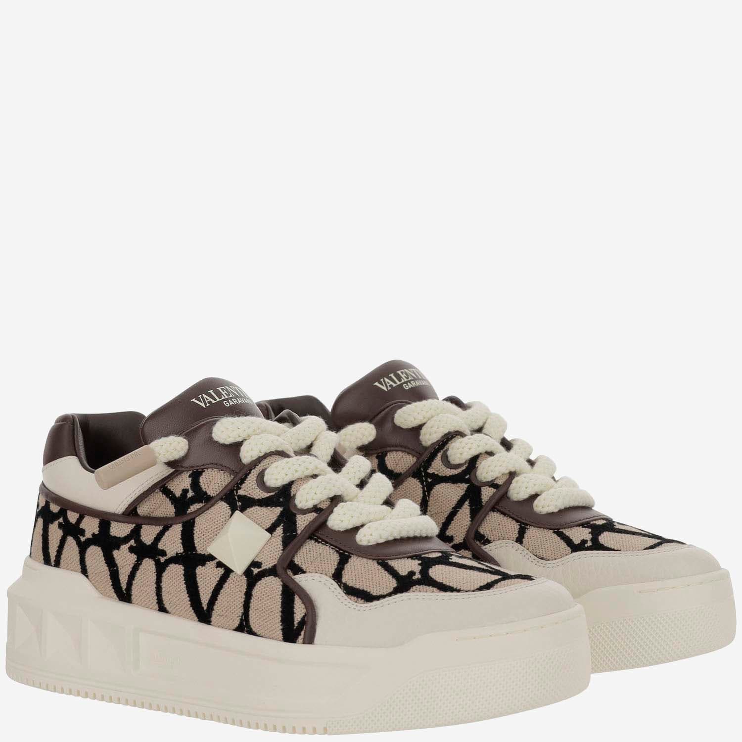 Valentino Garavani One Stud Xl Low-top Trainer In Nappa Leather And Toile Iconographe Fabric In Red