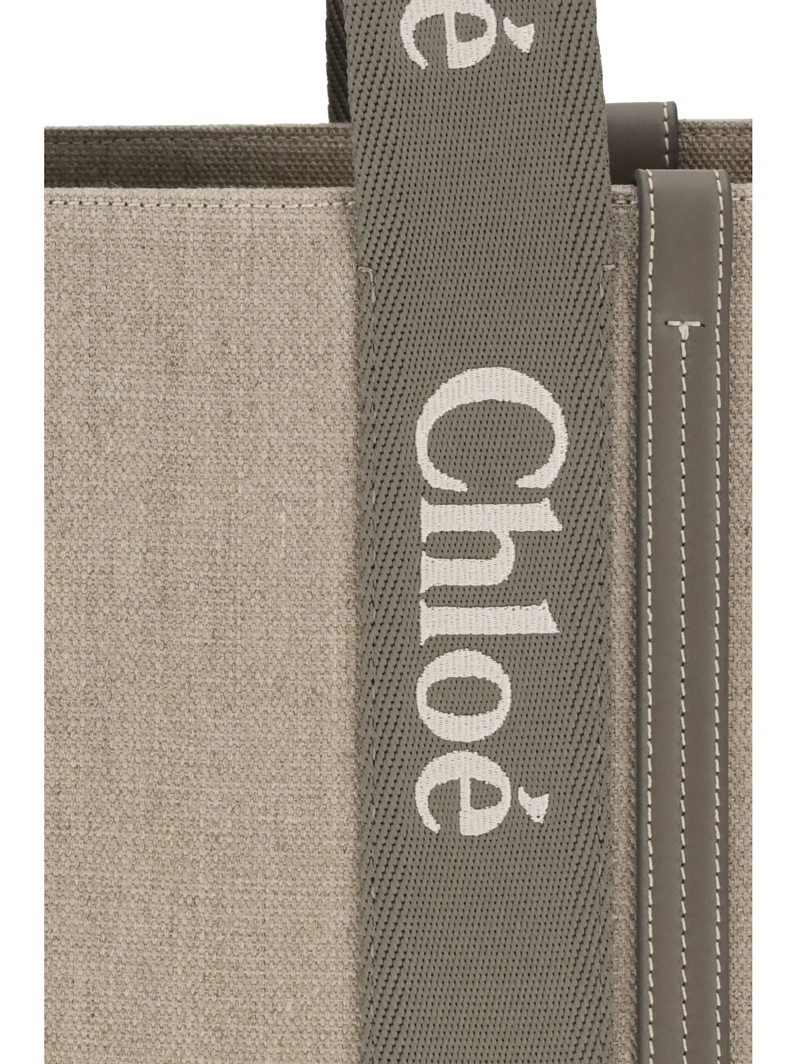 Chloé Woody Shoulder Bag