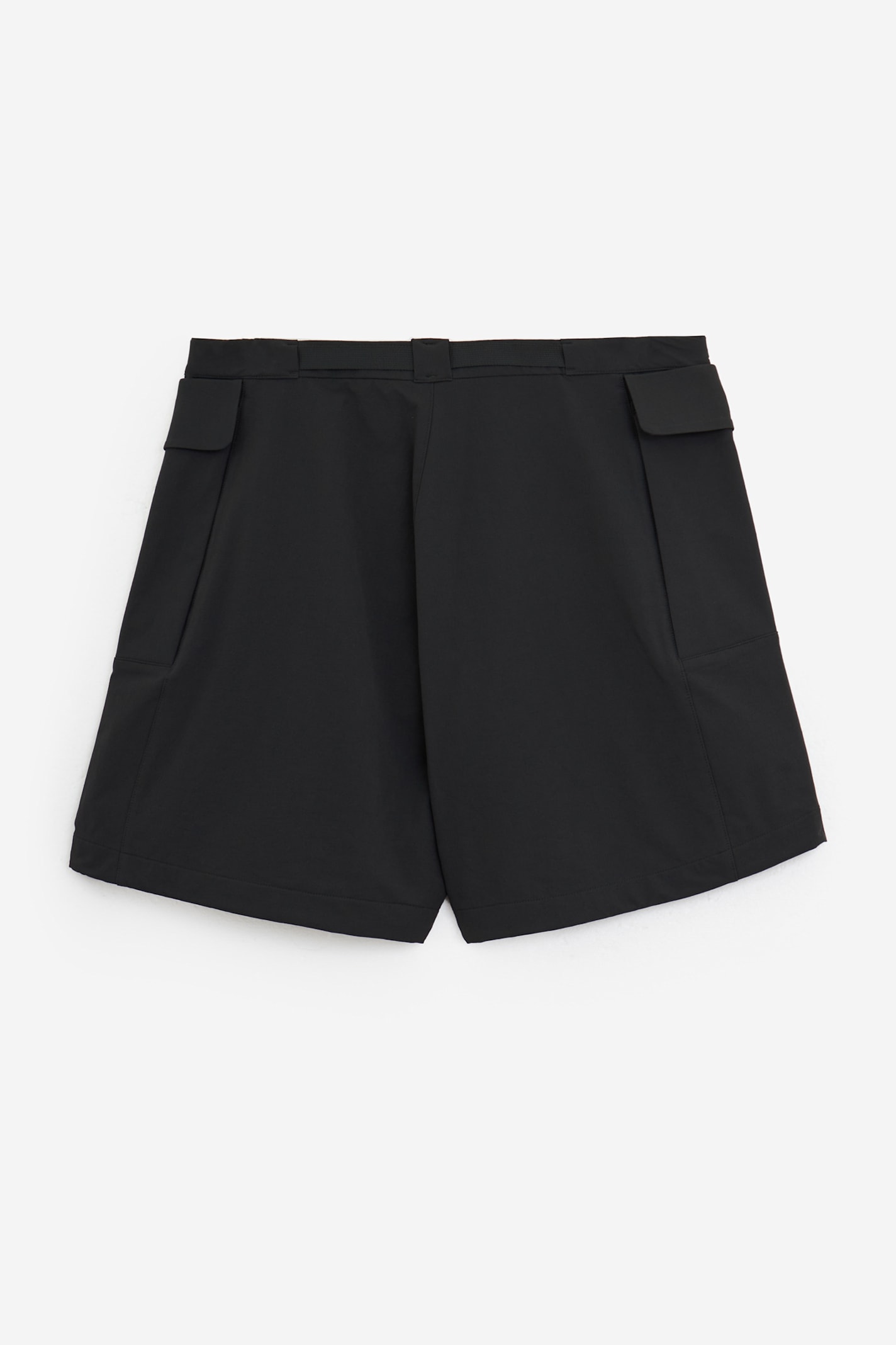 Roa Duty Shorts Shorts In Black Polyamide In Black
