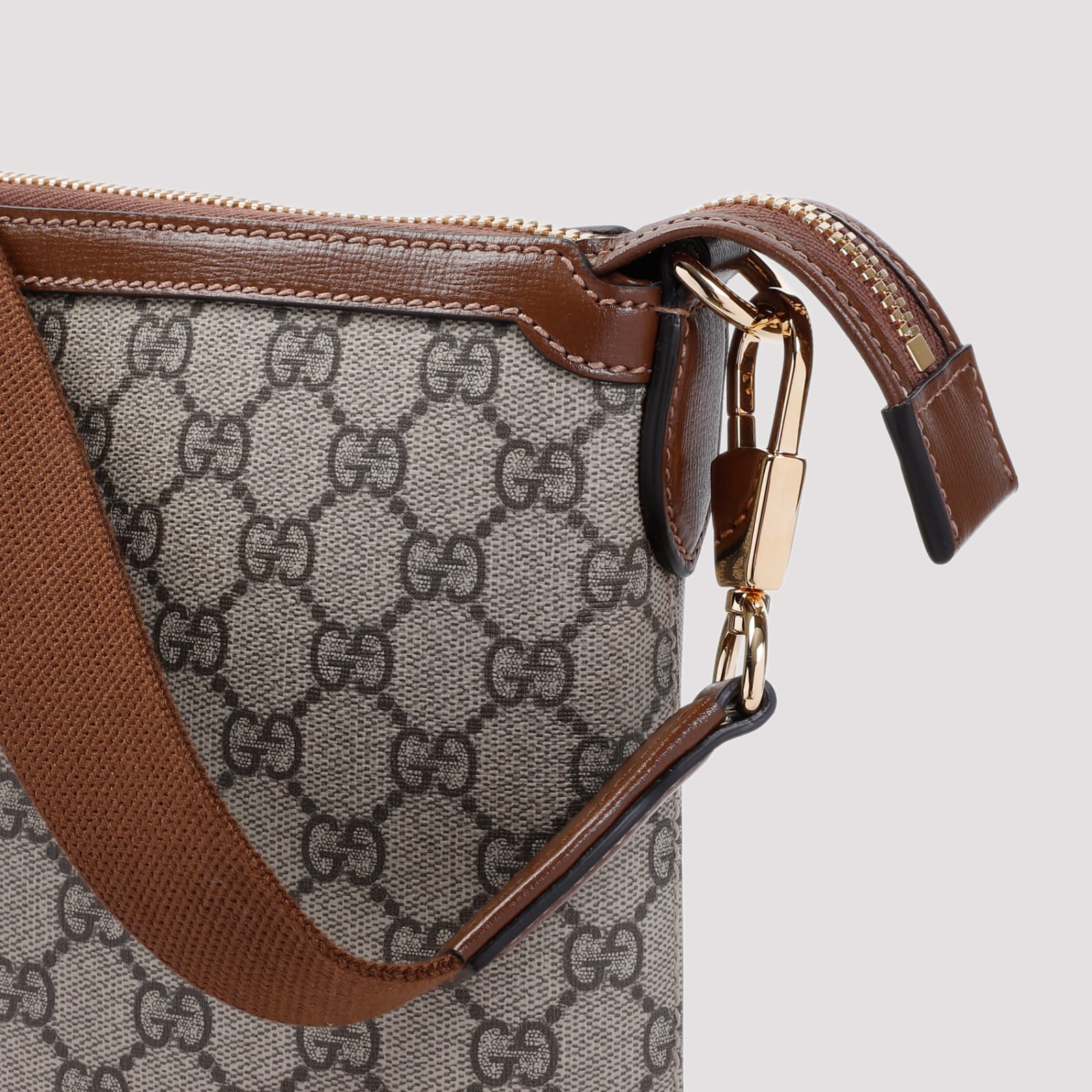 Shop Gucci Crossbody Bag In Be.eb Bro.sug