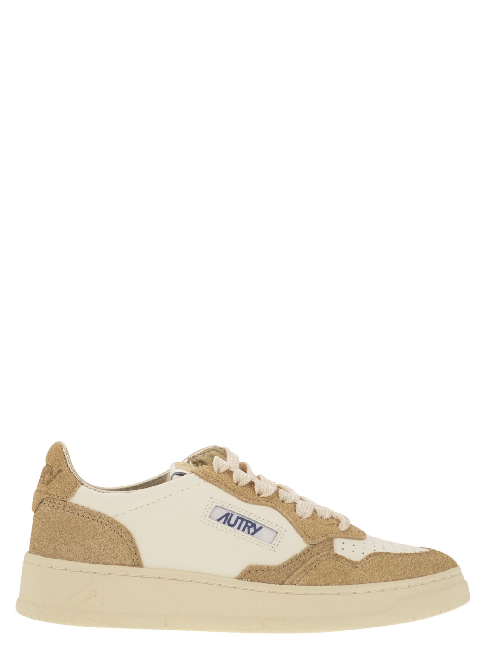 Autry Sneakers Medalist Low In Avory And Gold Leather Glittered In Multi