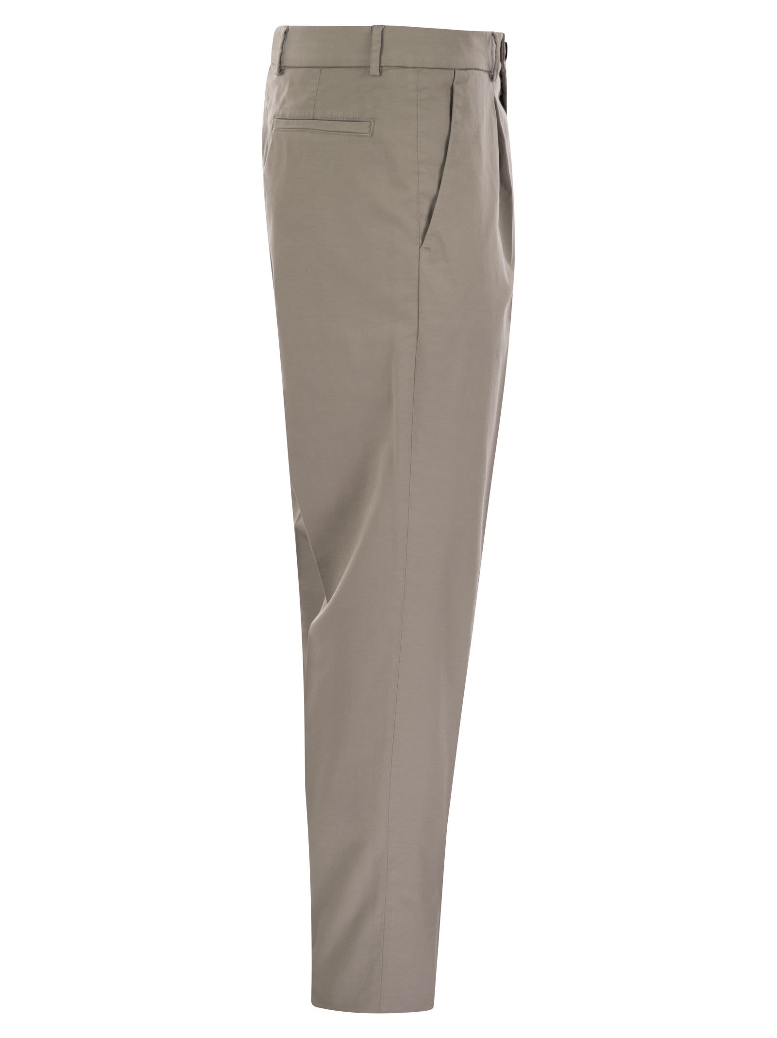 Brunello Cucinelli Men's Garment-dyed Leisure Fit Trousers In Kaky
