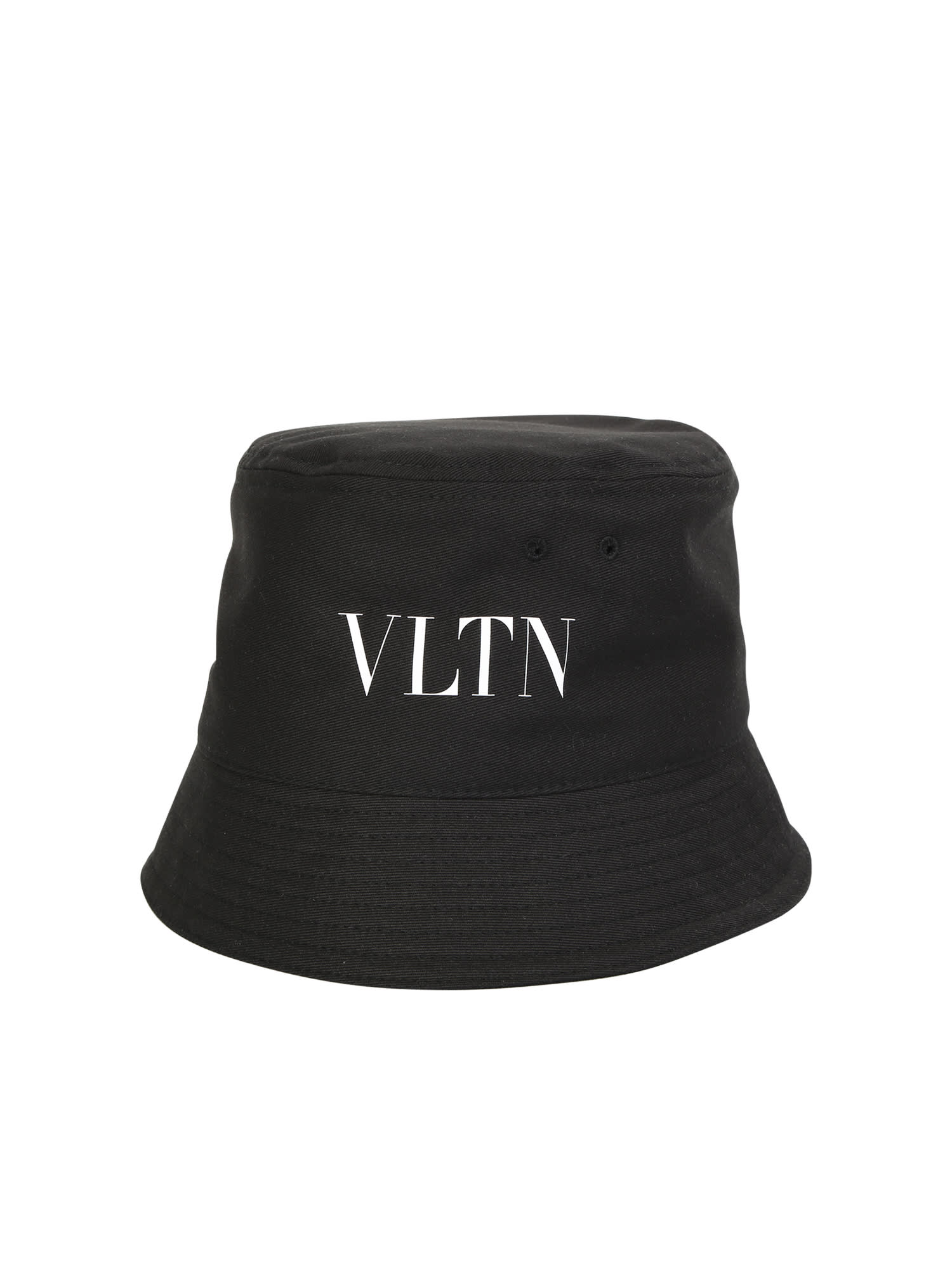 The Bucket Hat By Valentino Garavani Is A Trendy Accessory That Has Become Essential For The Most Authentic Looks