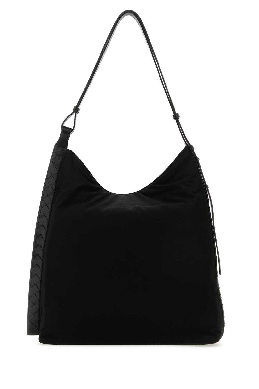 Bottega Veneta Handbags. In Black Silver