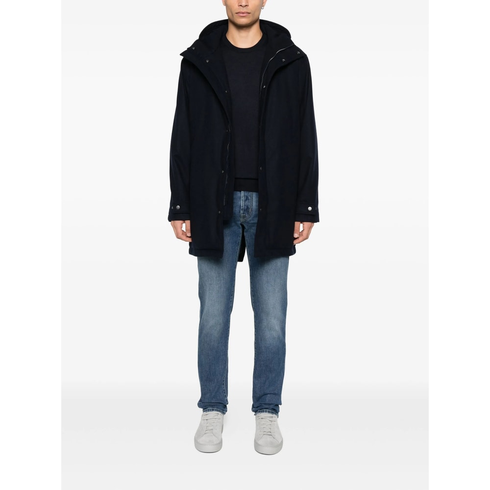 Fedeli Round-neck Long-sleeve Top In Black