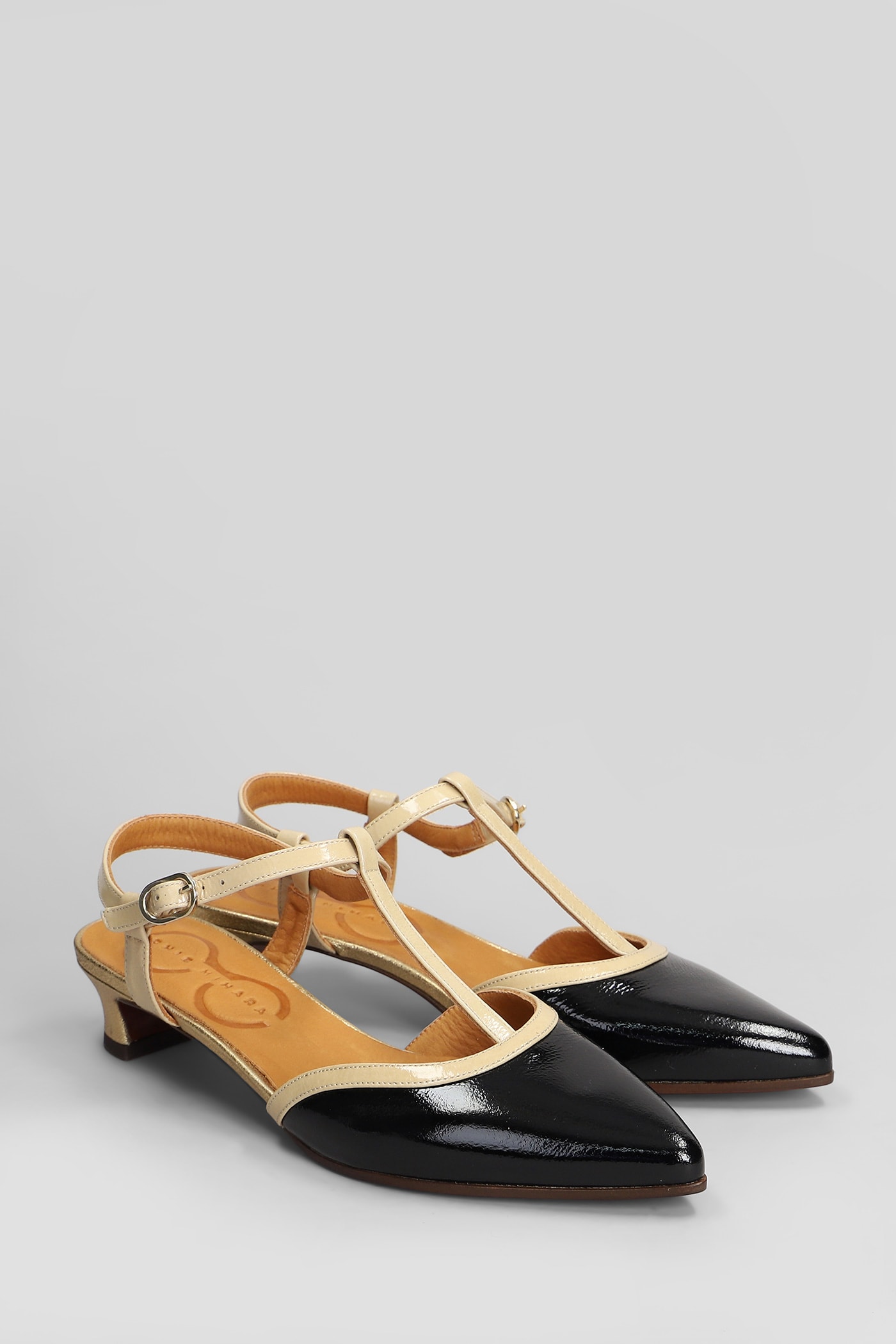 Chie Mihara Pumps In Black Patent Leather In Black
