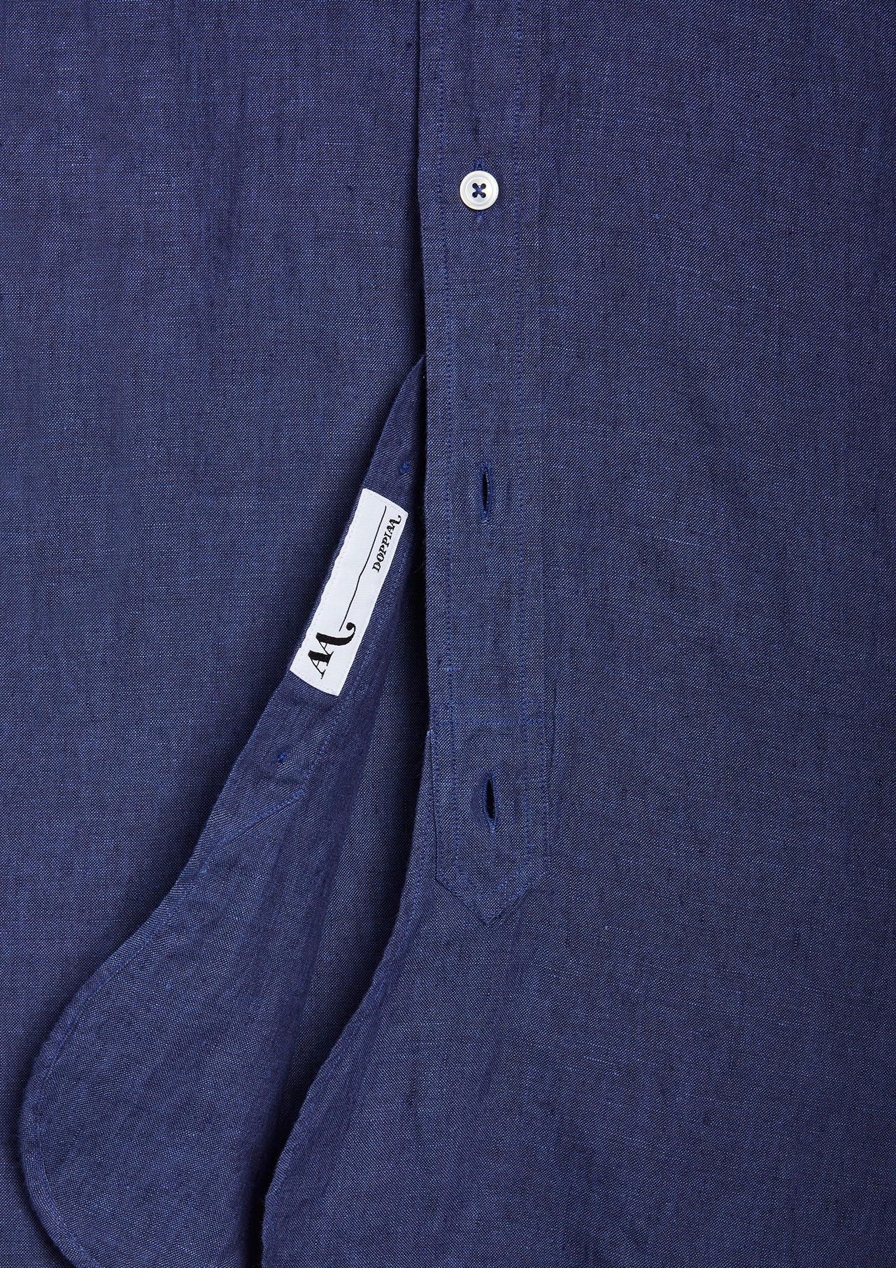 Shop Doppiaa Aalbenga Solid Linen Shirt