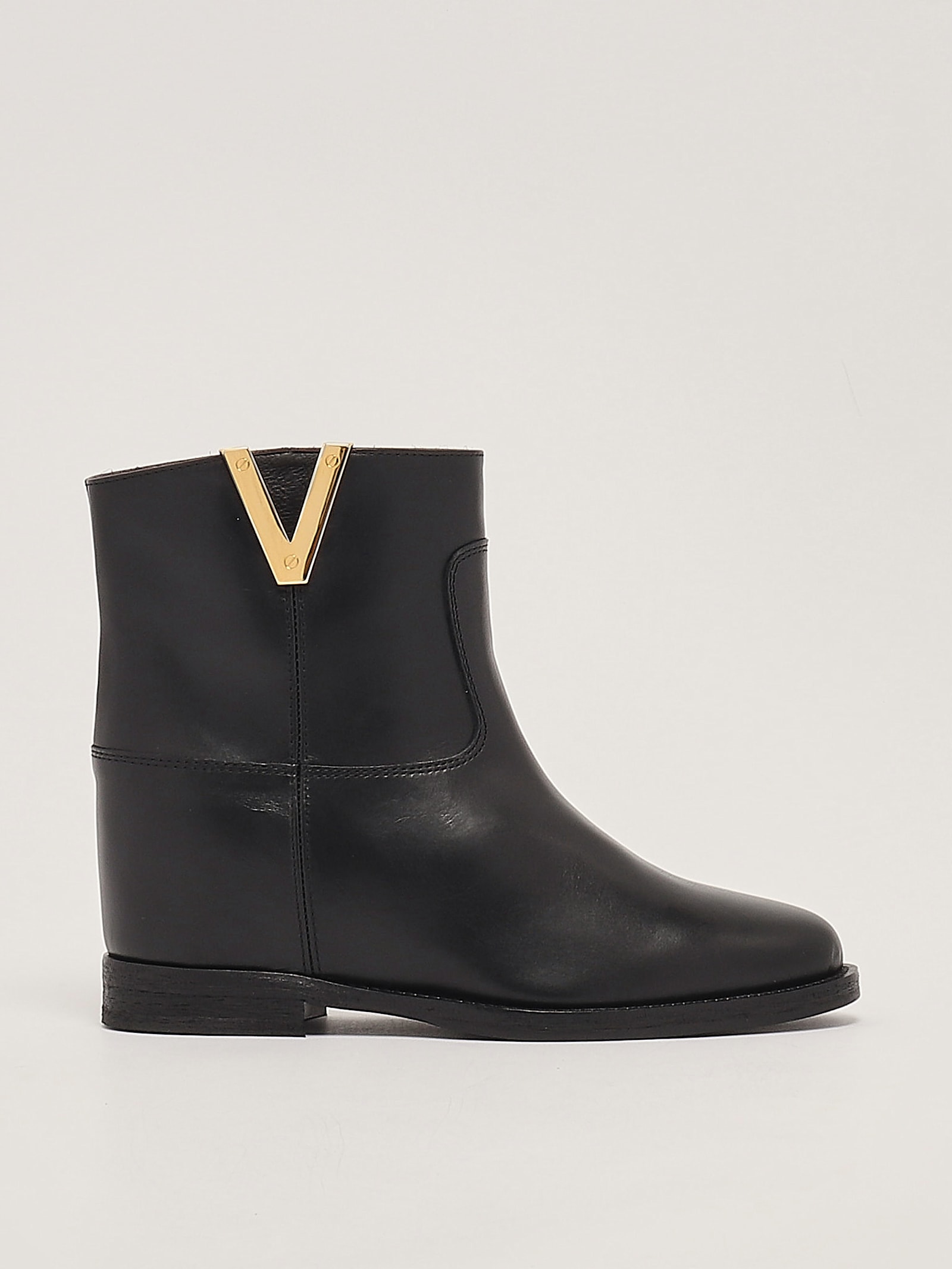 Shop Via Roma 15 Leather Boots In Nero