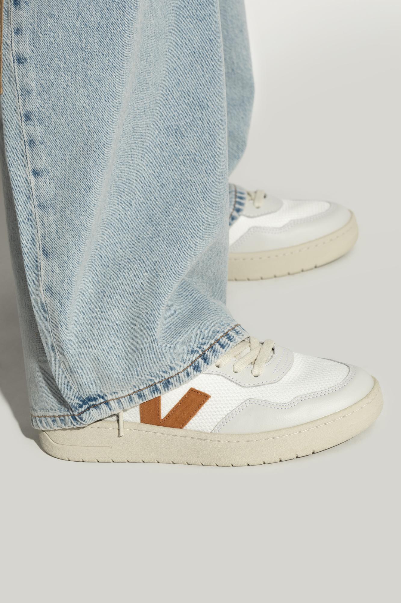 Veja V-90 B-mesh Sneakers In White