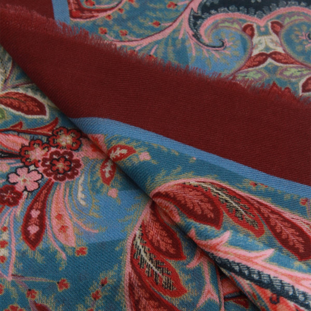 Etro Fringed Edges Paisley Pattern Scarf In Burgundy