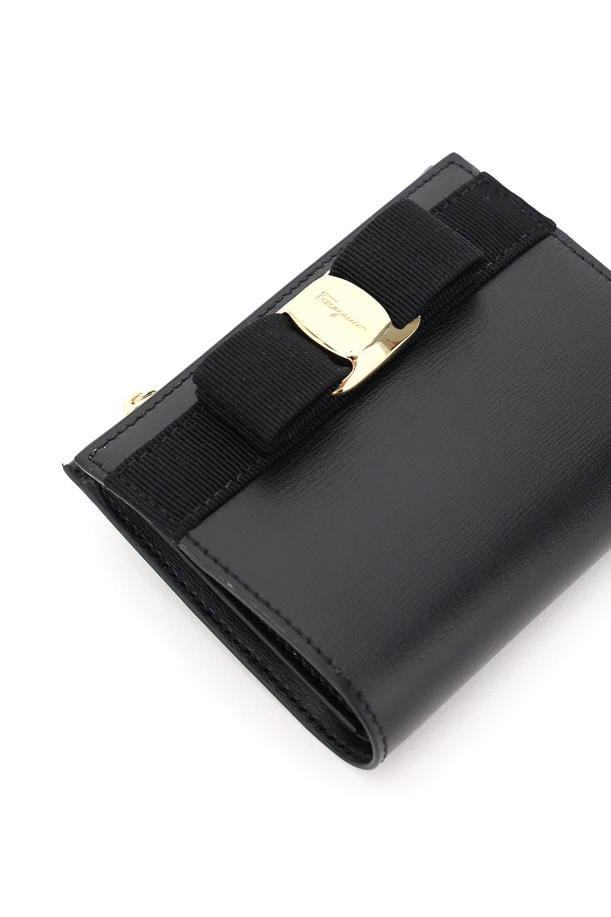 Ferragamo Vara Bow Compact Wallet In Black