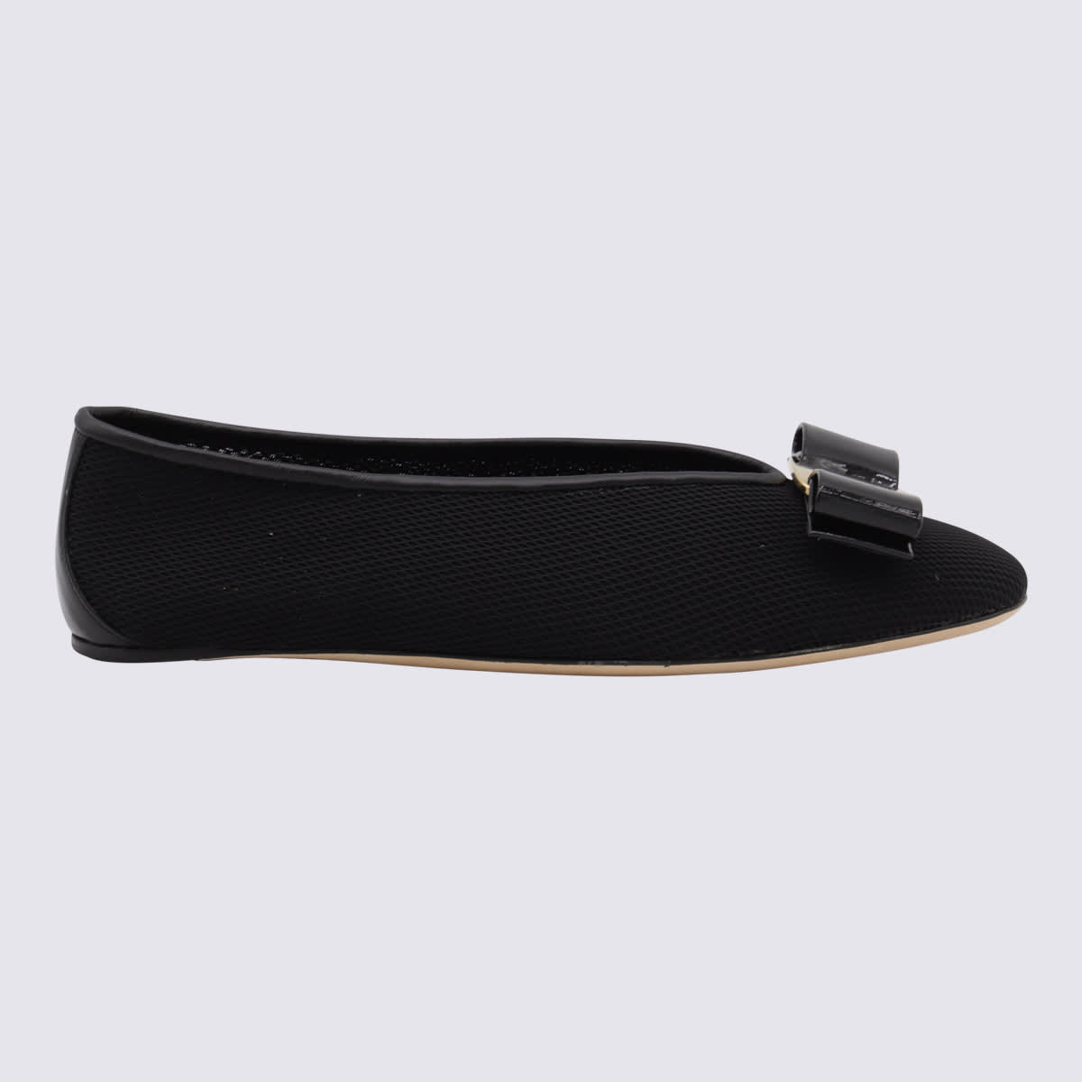 Ferragamo Vanna V Ballerinas In Velvet In Black