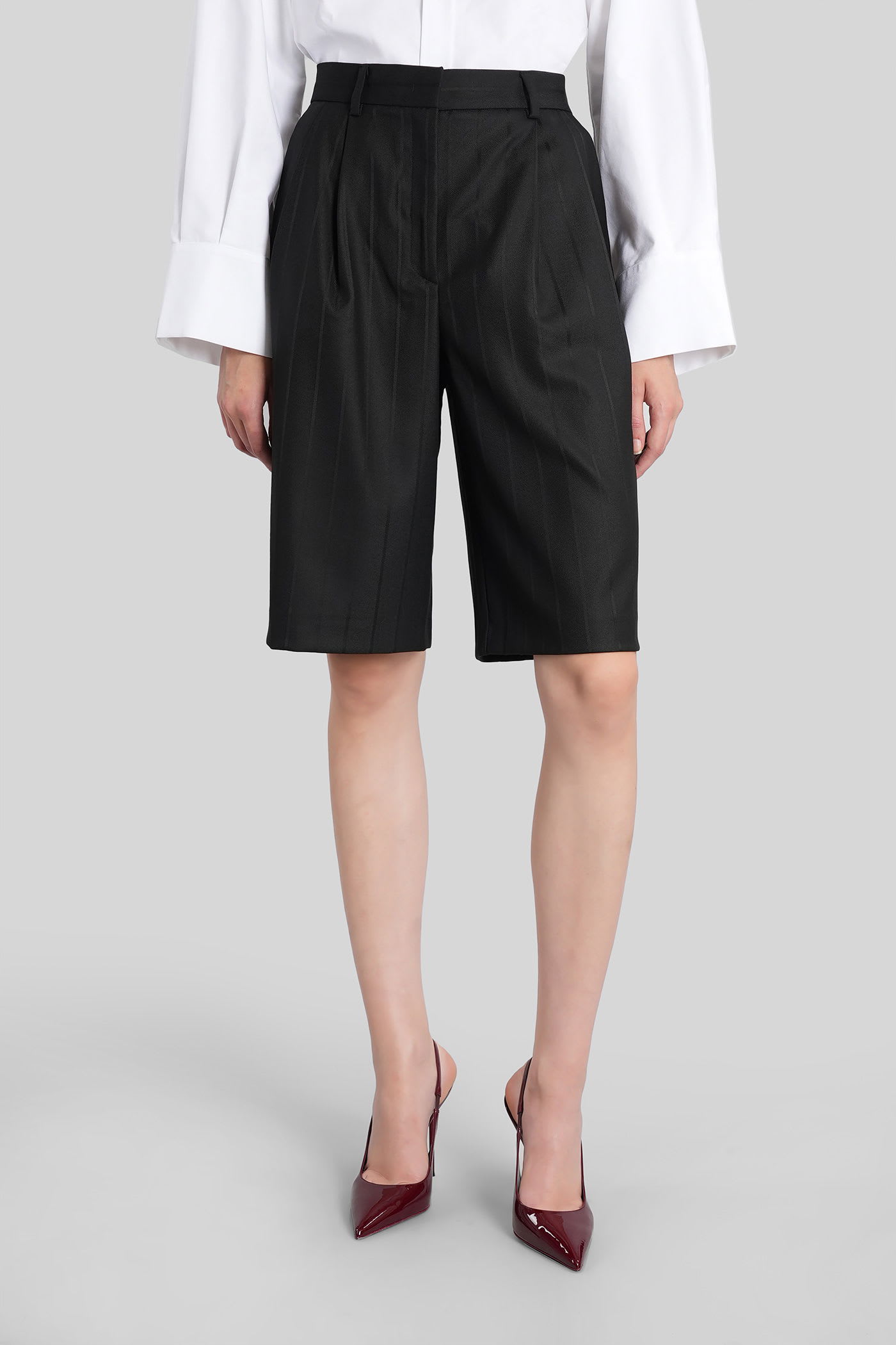 The Andamane Xiana Shorts In Black Polyester In Black