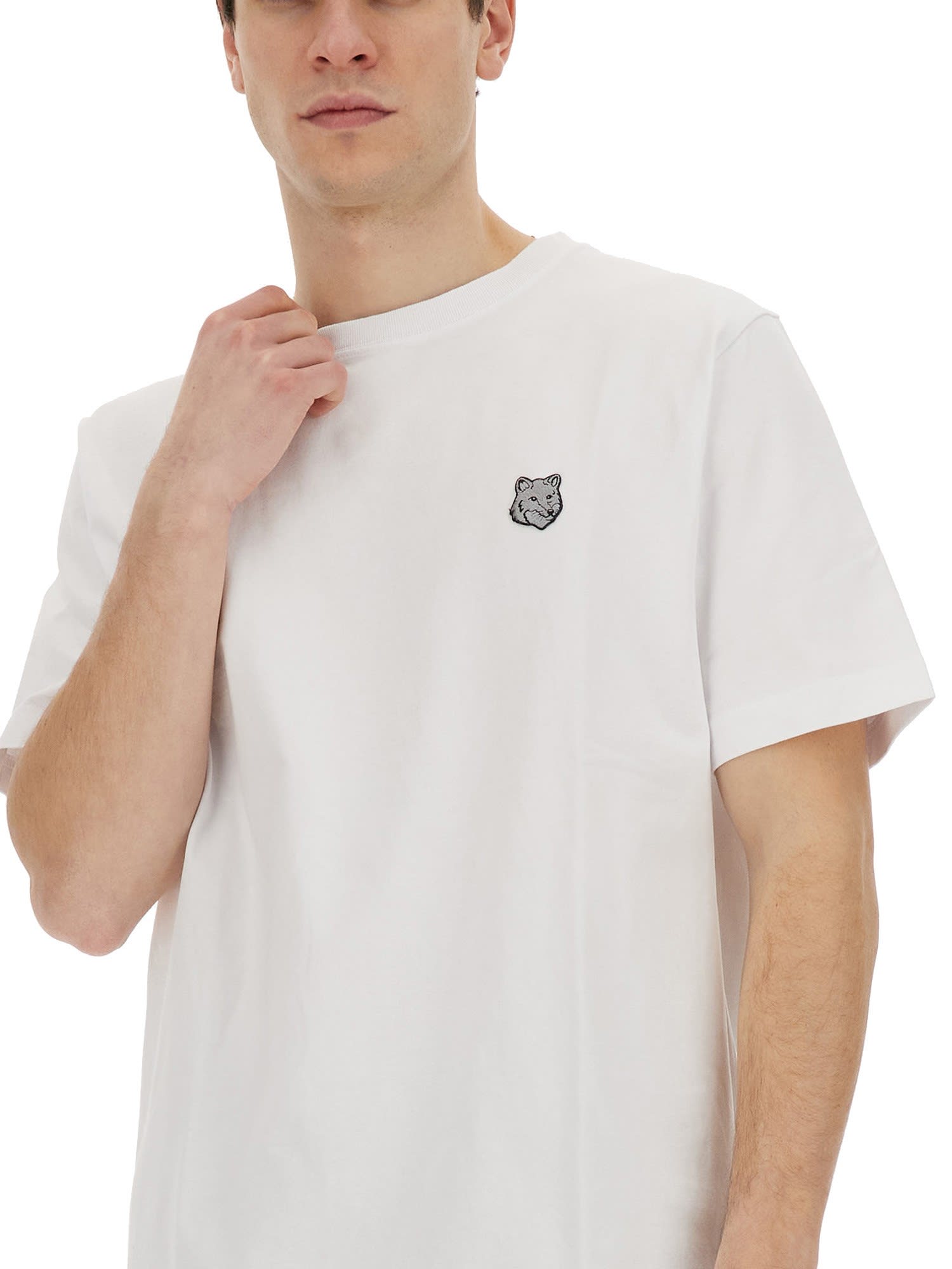 Shop Maison Kitsuné T-shirt With Fox Patch In White