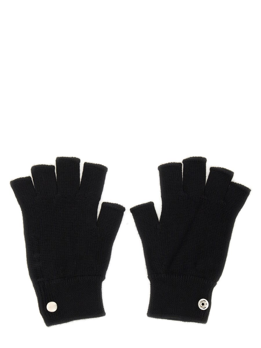 Knitted Gloves