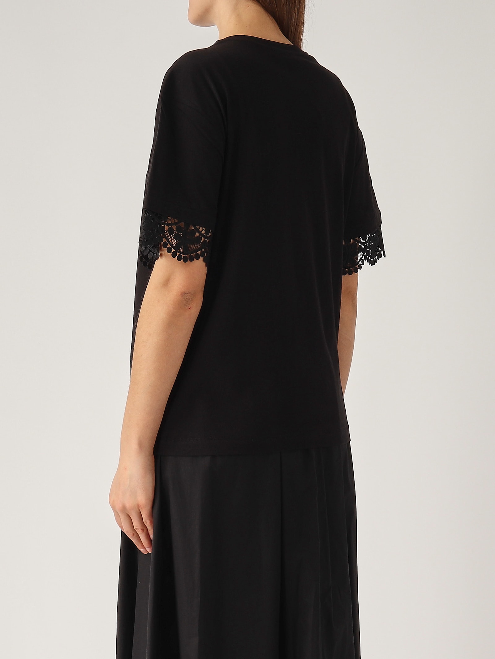 Twinset T-shirt With Lace Sleeves In Nero