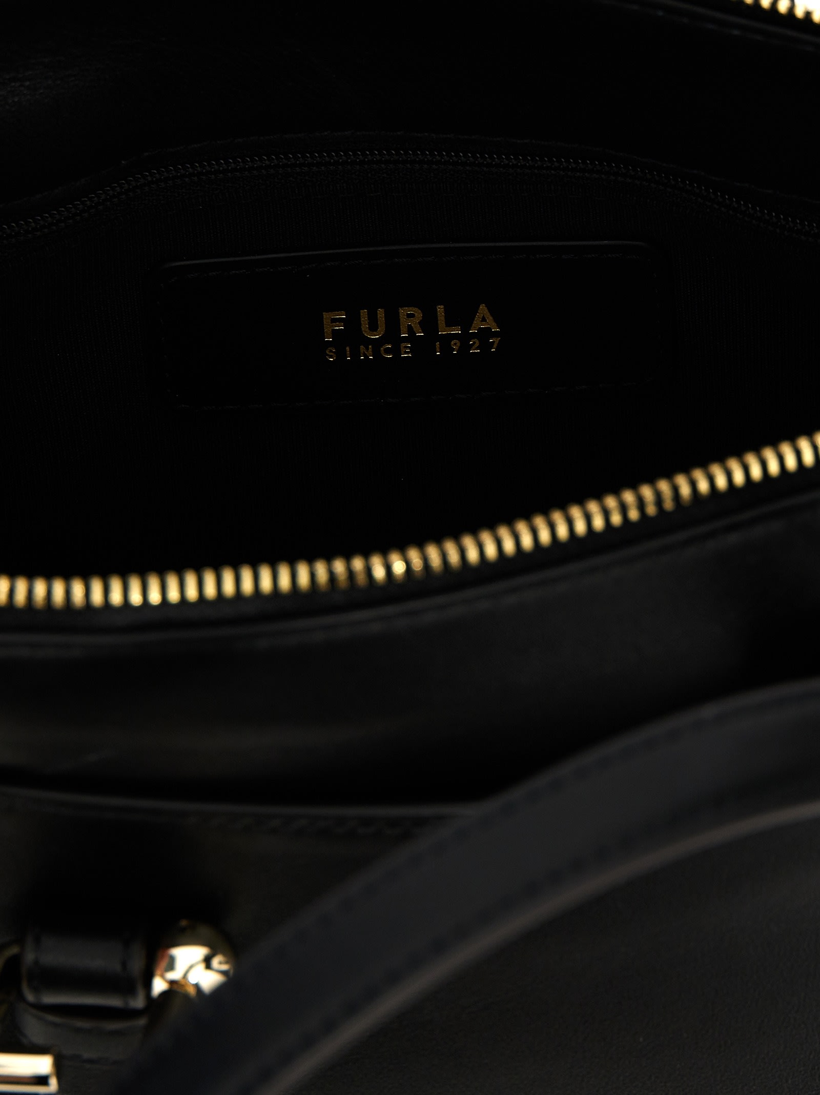 Furla Nuvola Boston S Handbag In Black
