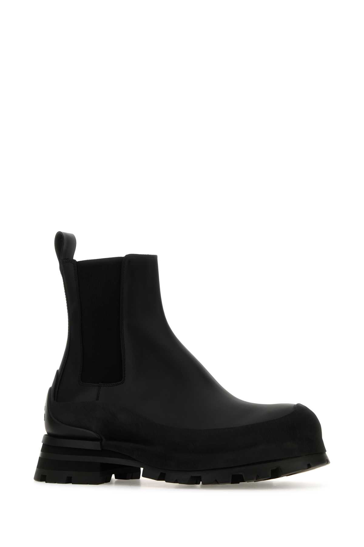 Alexander Mcqueen Black Leather Chelsea Wander Ankle Boots In Blackblack