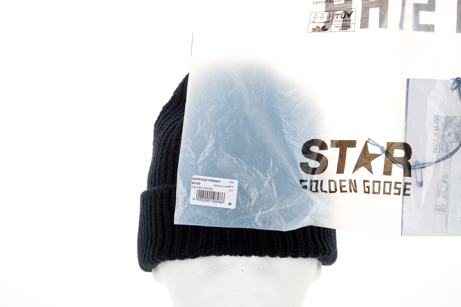 Golden Goose Star Patch Ribbed Beanie