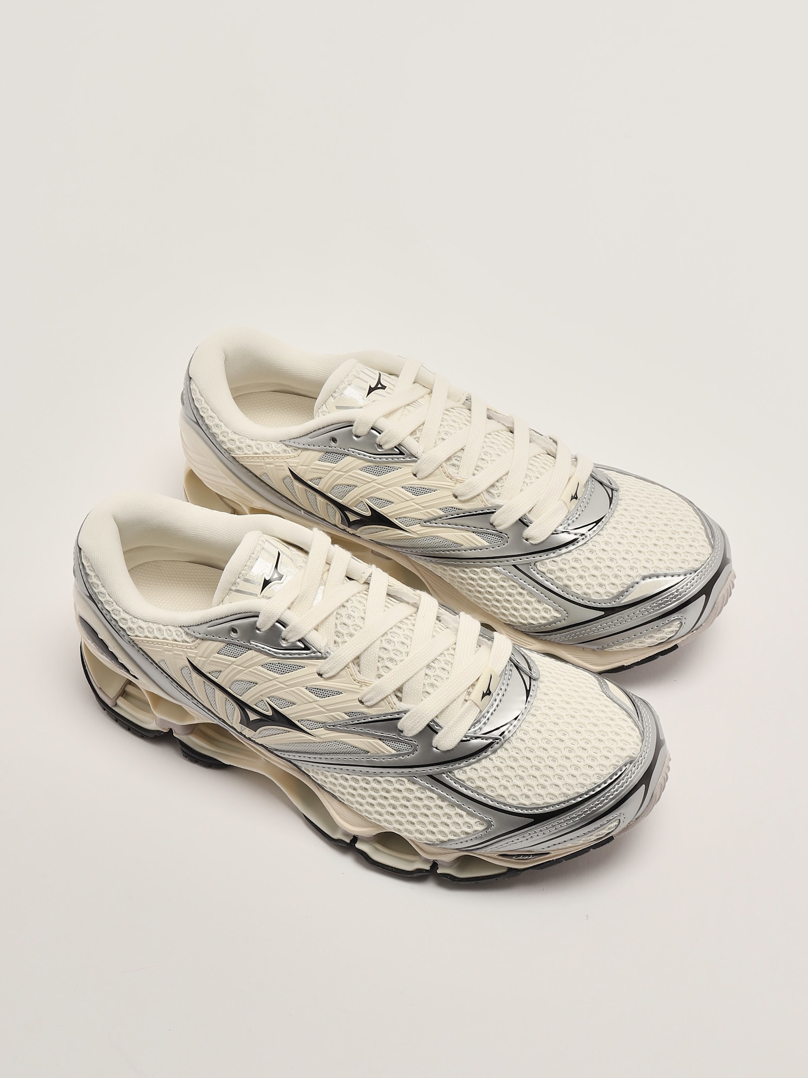 Mizuno Wave Prophecy Ls Sneaker In B.co Brillante-iron