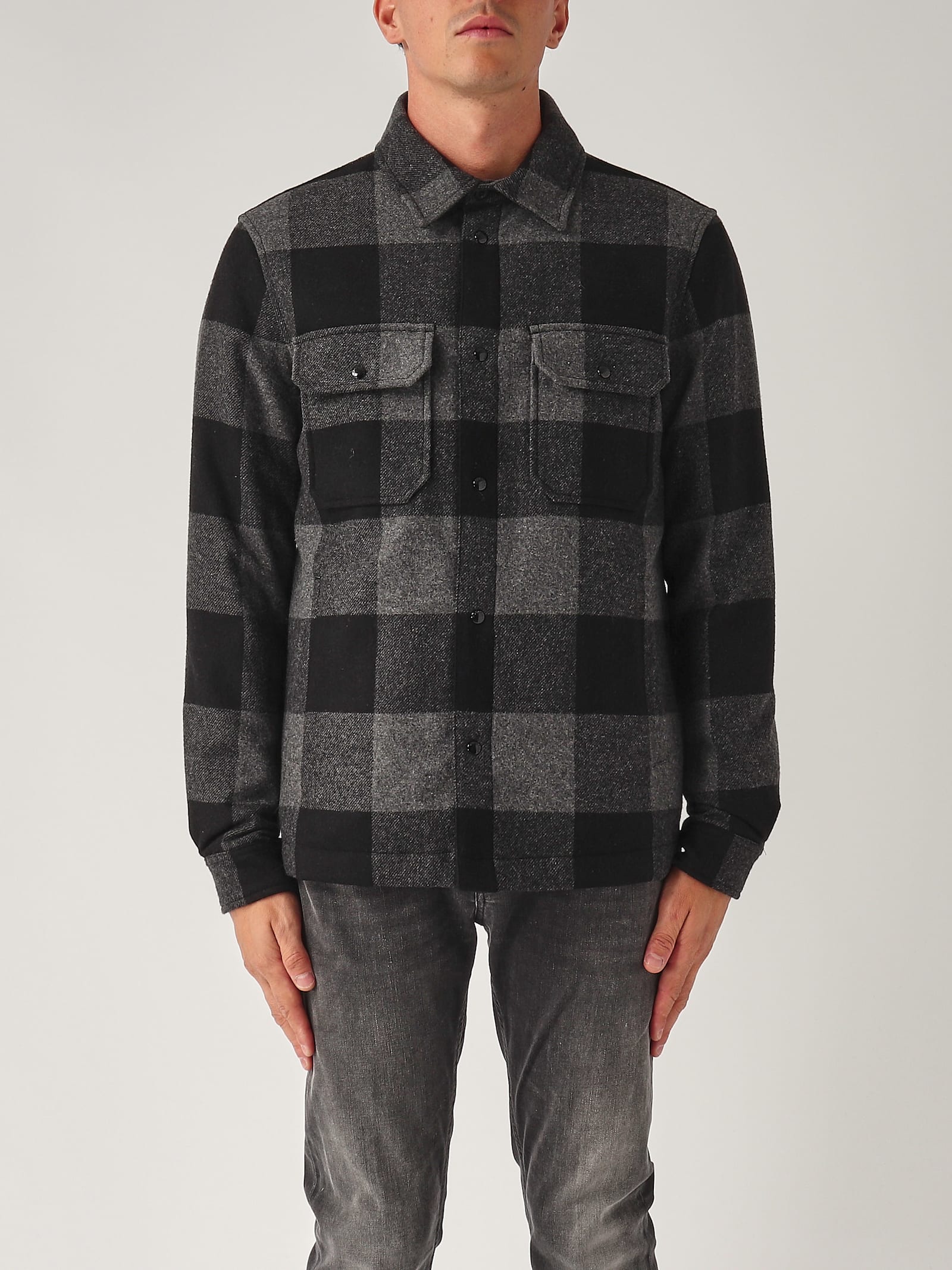 Woolrich Alaskan Wool Check Overshirt Shirt In Check Nero-grigio