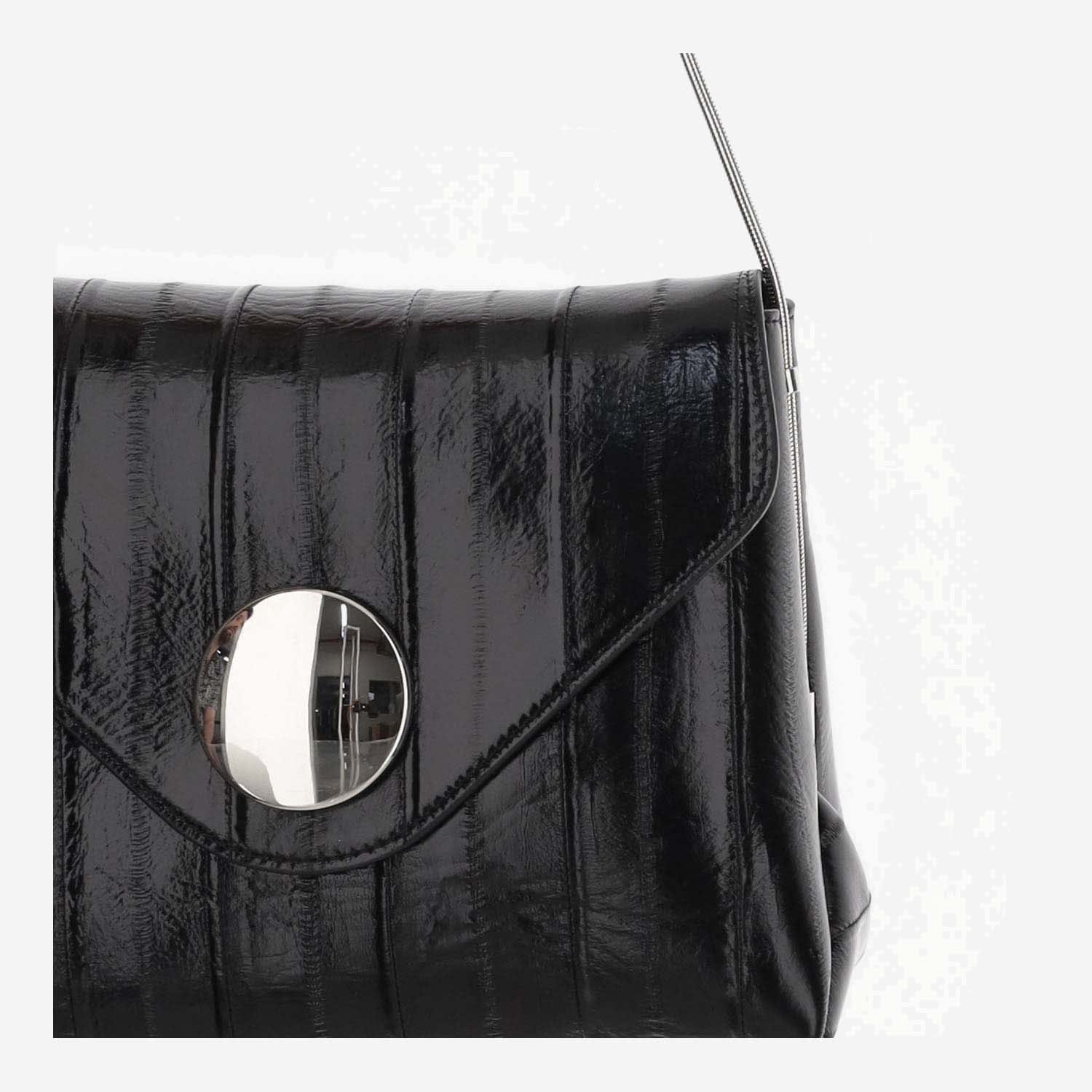 Shop Khaite Bobbi Leather Shoulder Bag In Black