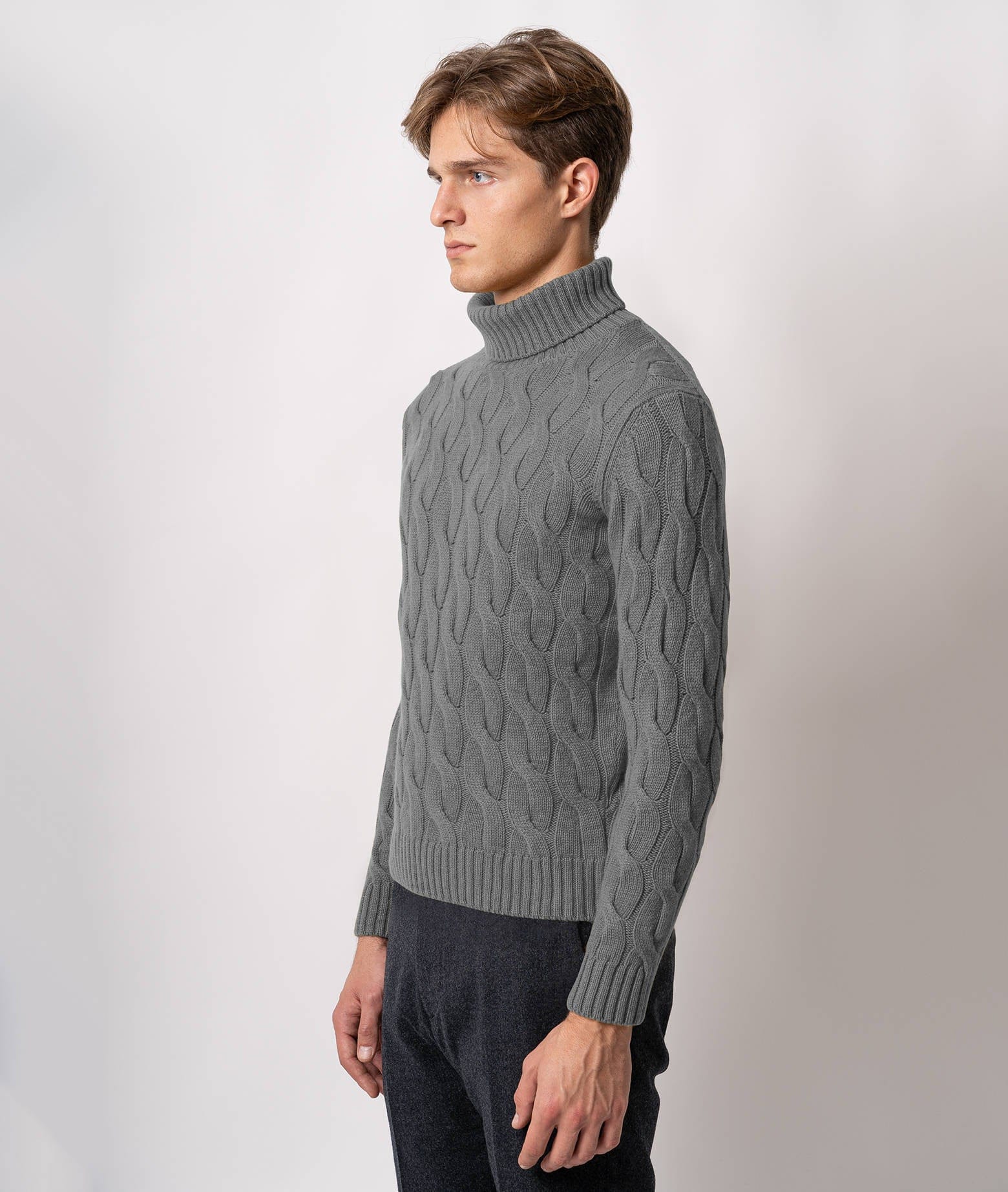 Larusmiani Turtleneck Sweater Col Du Pillon Sweater In Gray