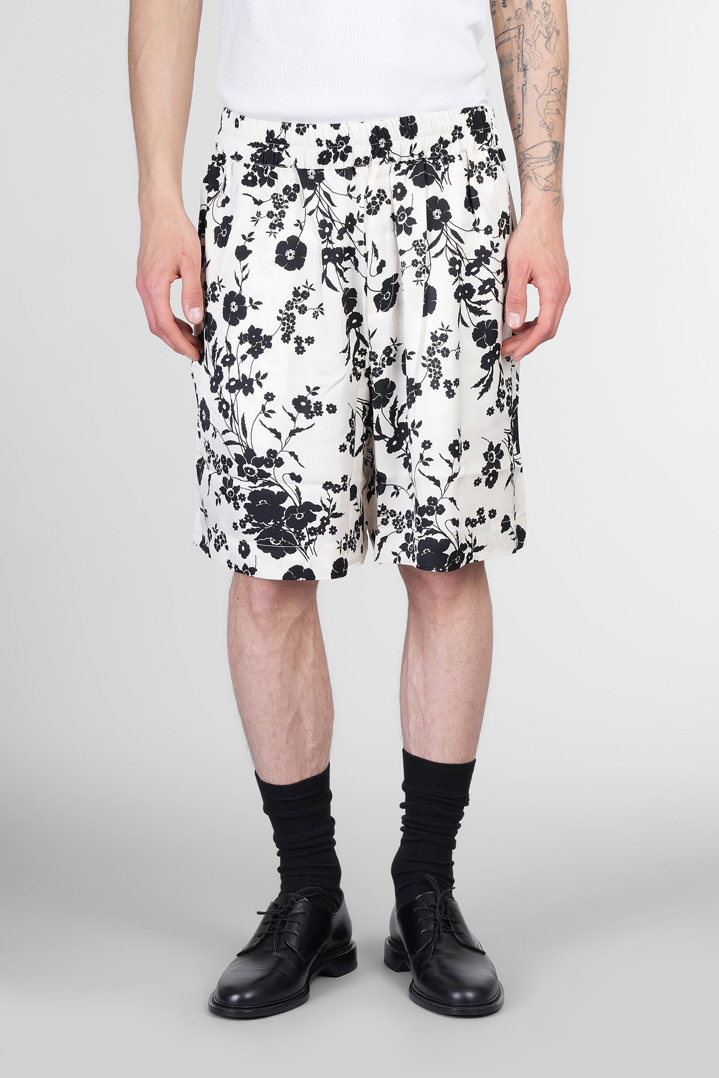 Shorts In Beige Viscose