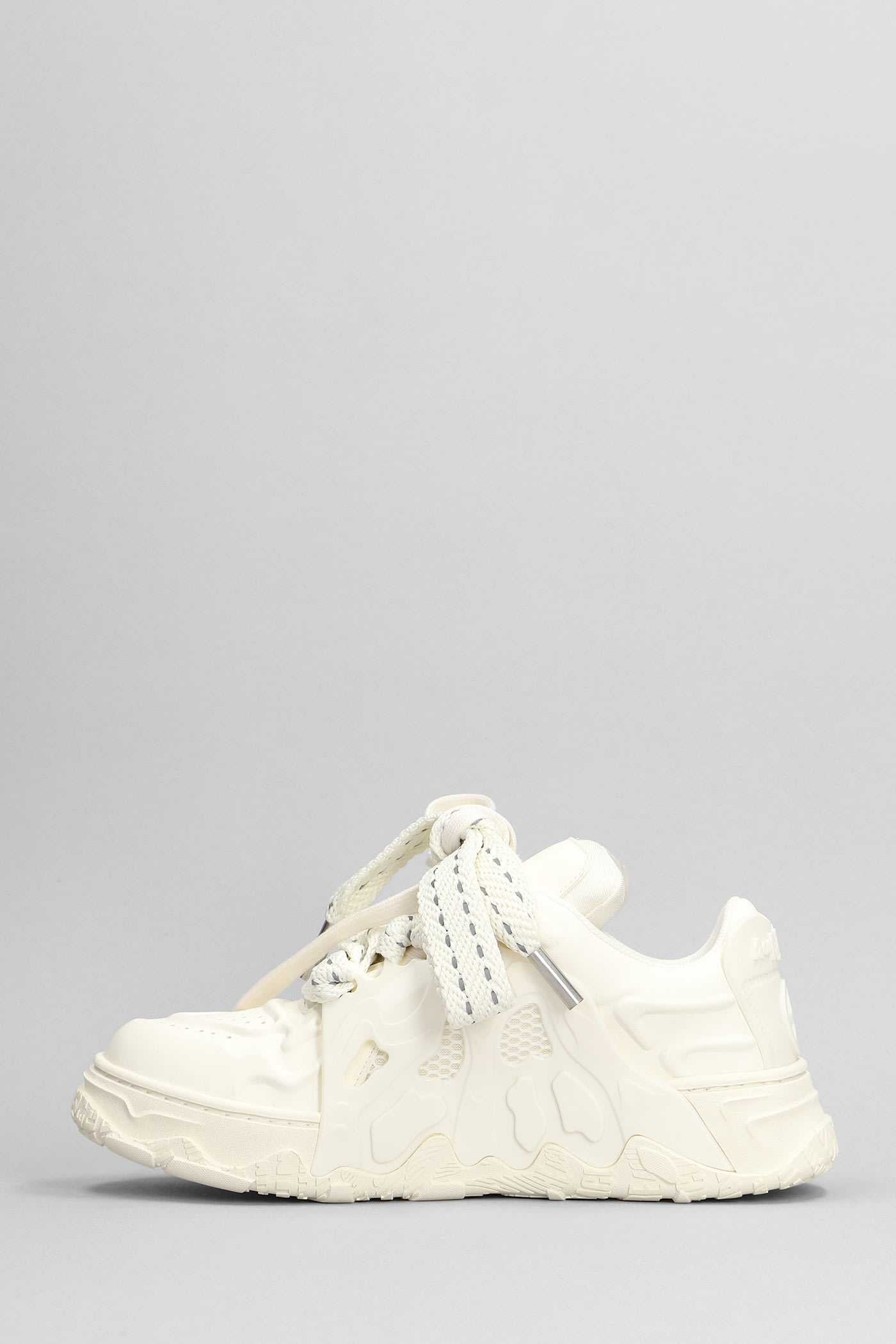 Shop Acupuncture Acu Vlc Sneakers In Beige Leather