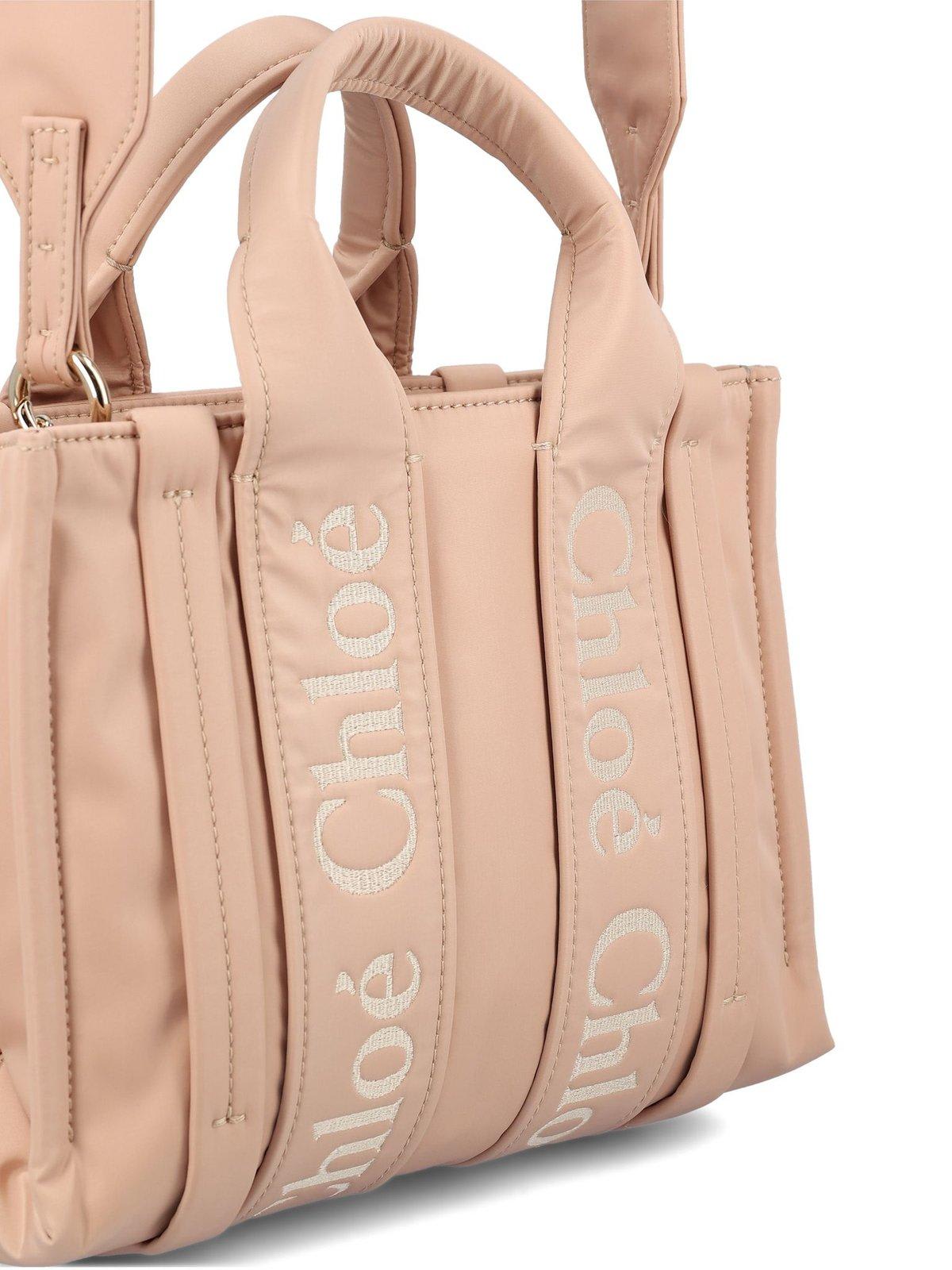 Shop Chloé Woody Handbag In Rosa
