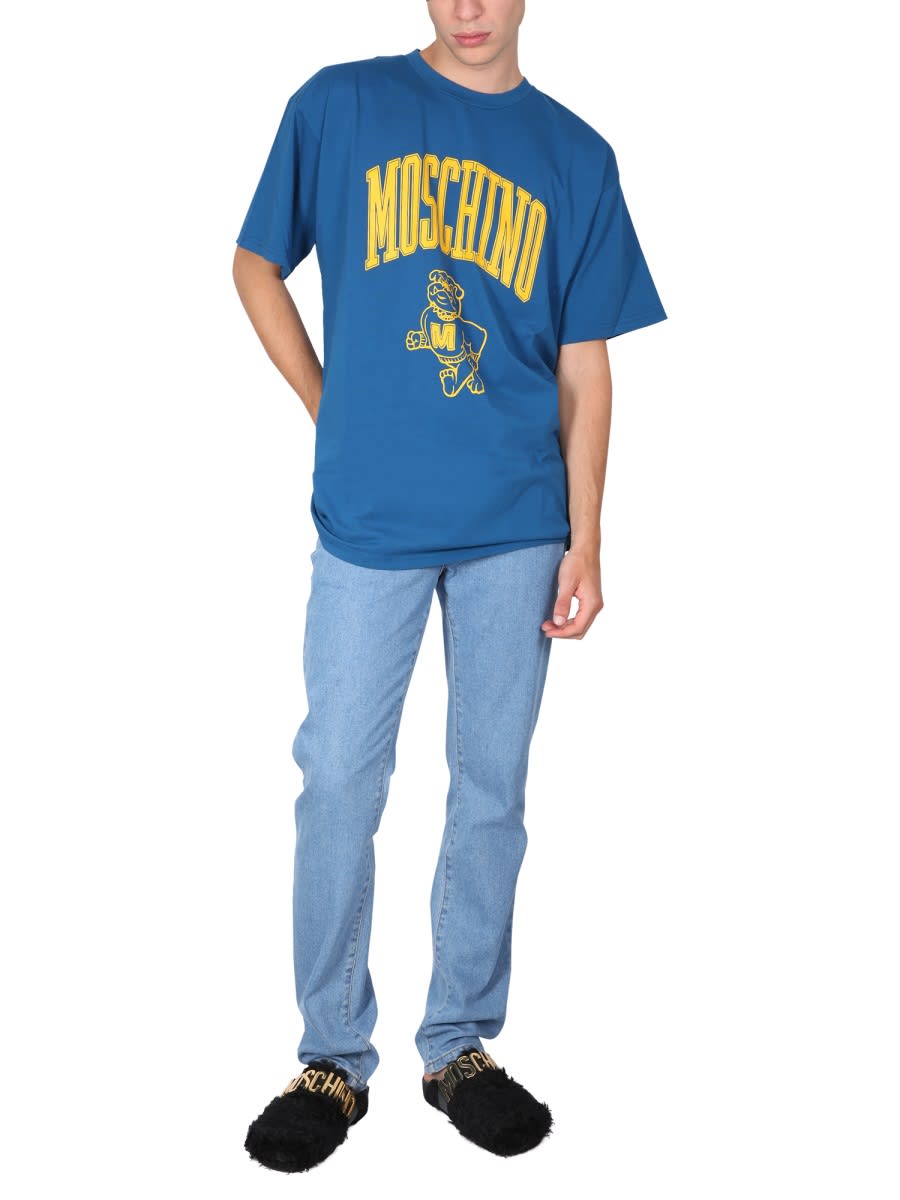 Shop Moschino T-shirt With Print In Blue