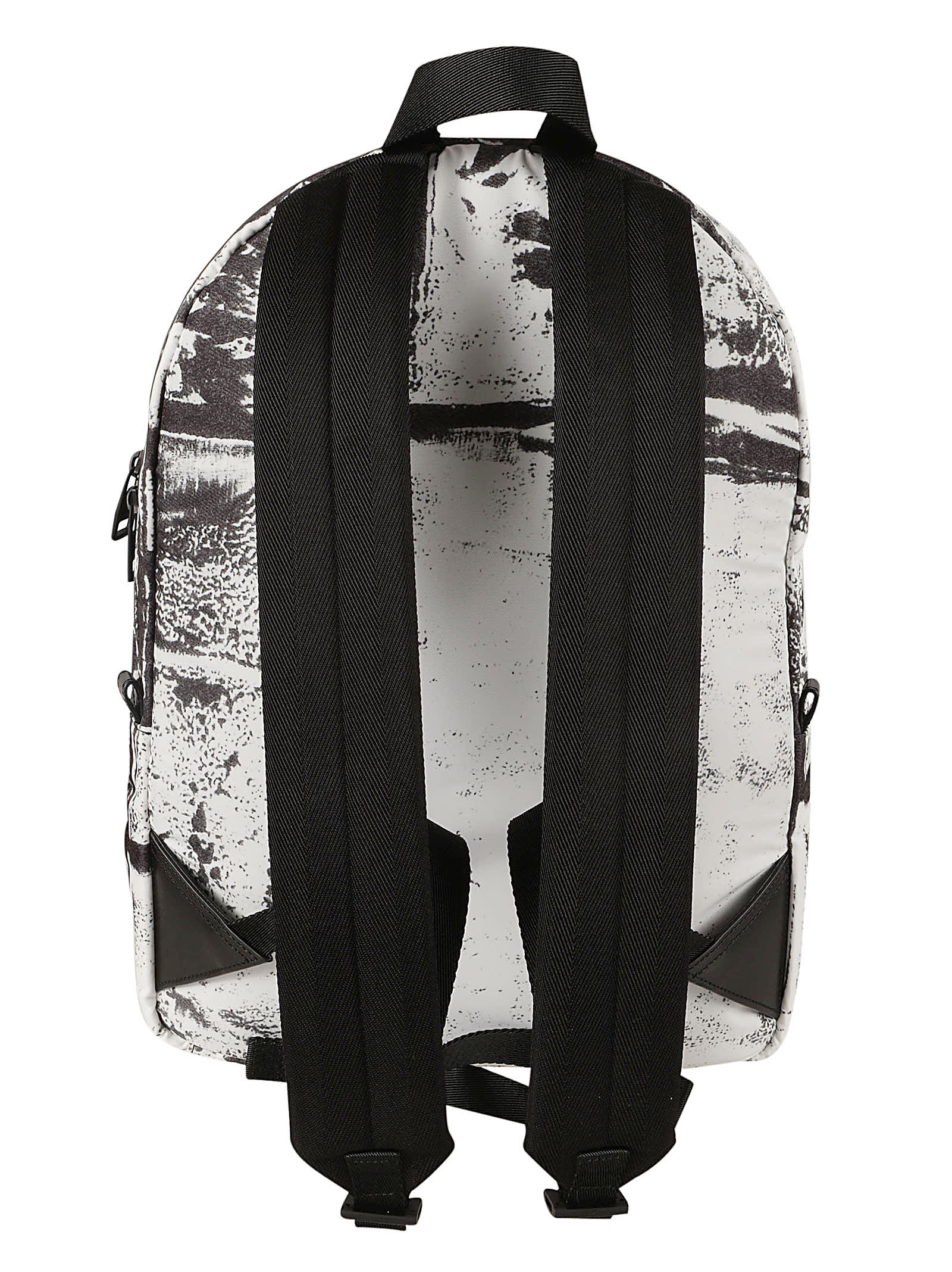Shop Alexander Mcqueen Metropolitan Backpack In Black/white