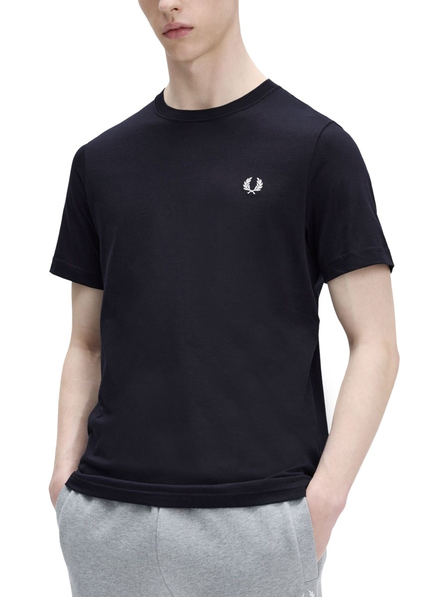 Fred Perry Classic Crew Neck Tee In Black