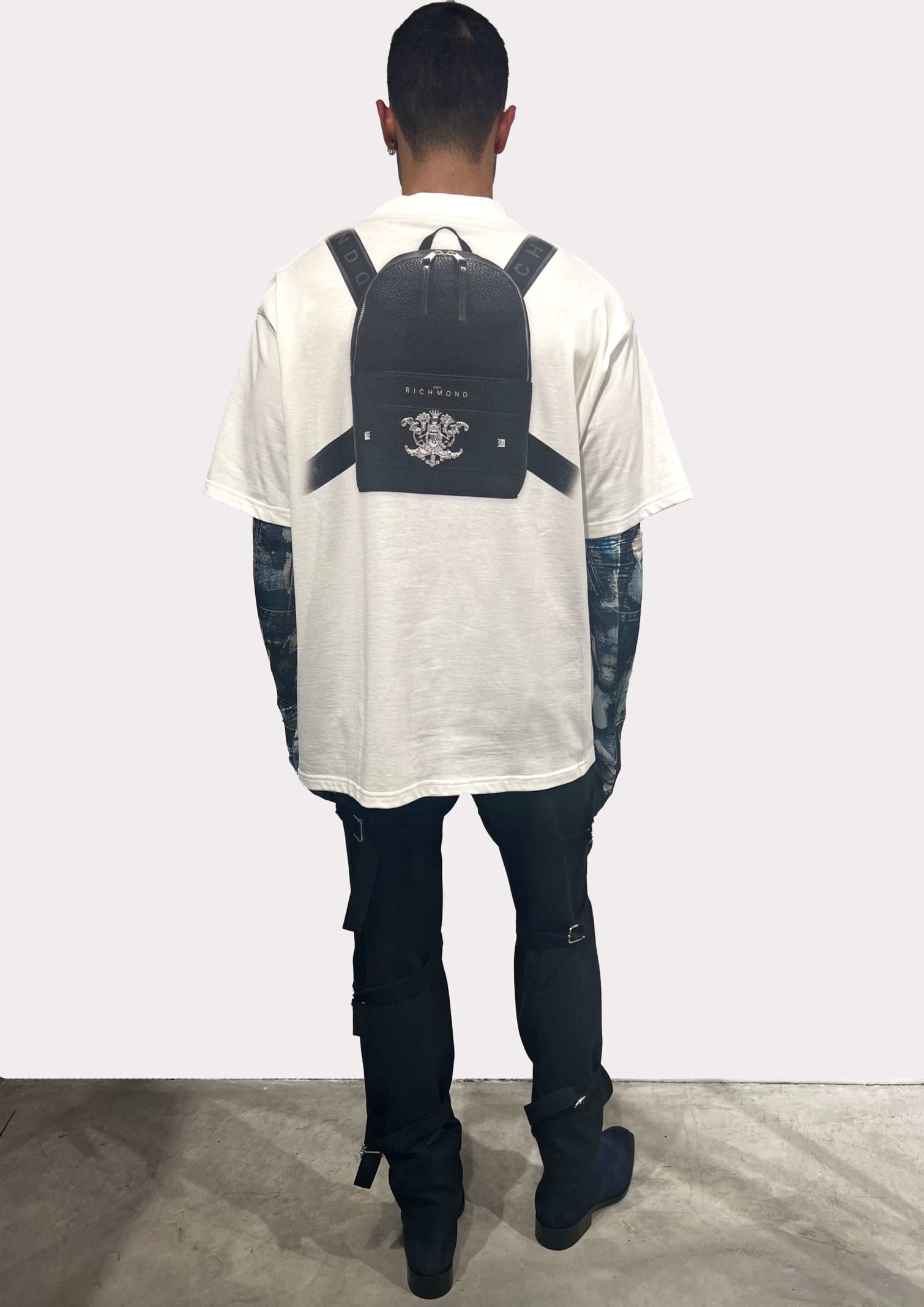 John Richmond 100% Cotton T-shirt With Heat Pressed Print On The Back. In Bianco