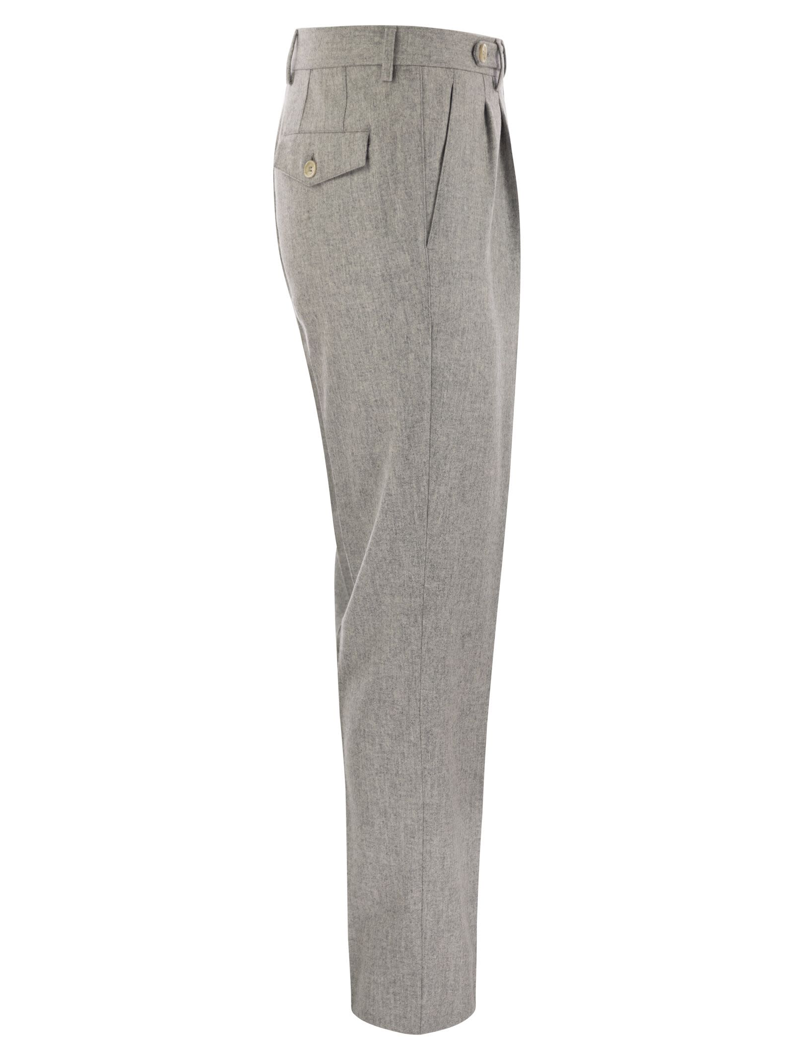 Shop Brunello Cucinelli Leisure Fit Trousers In Virgin Wool Flannel With Double Darts In Pearl