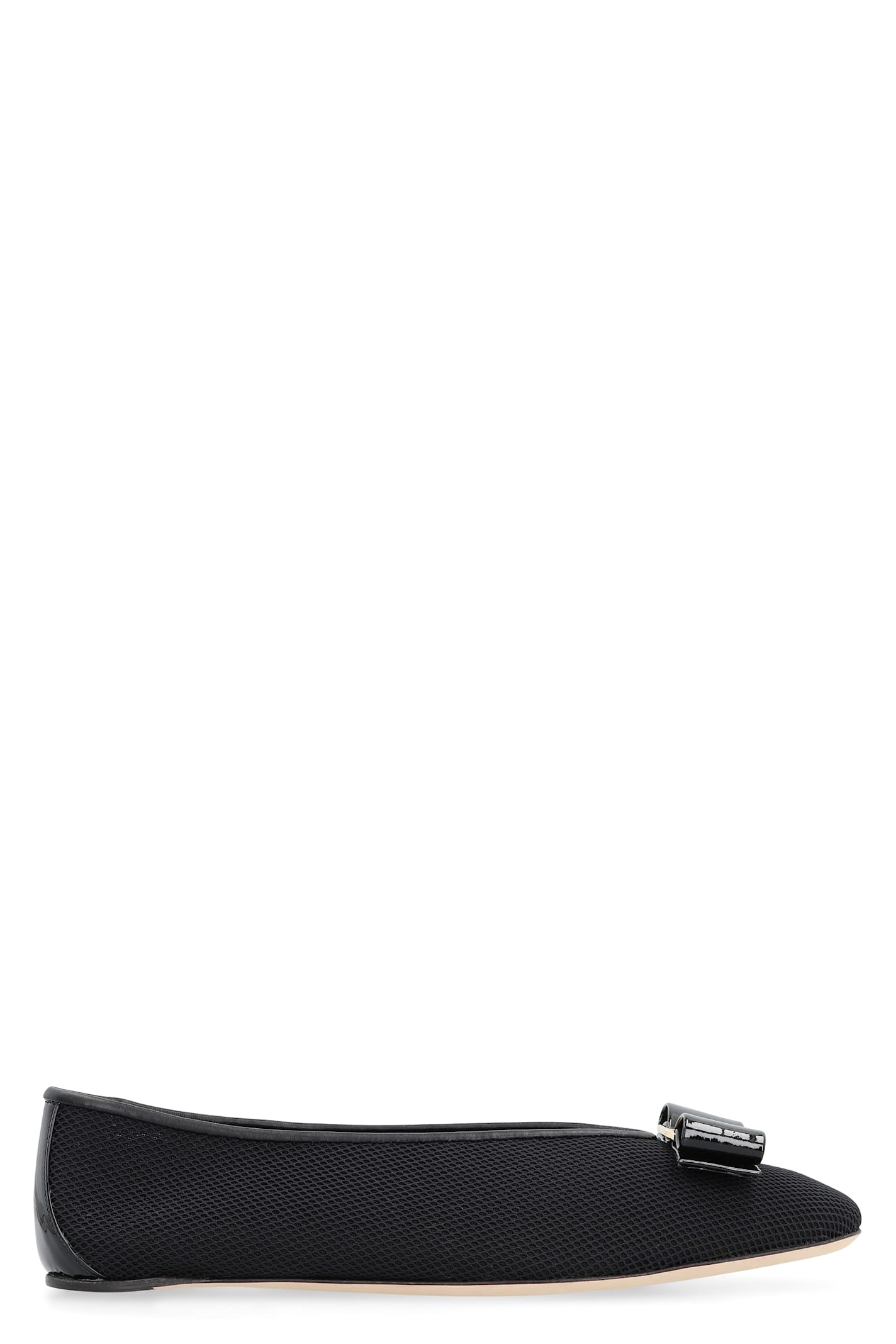 Ferragamo Vanna V Ballerinas In Velvet In Black